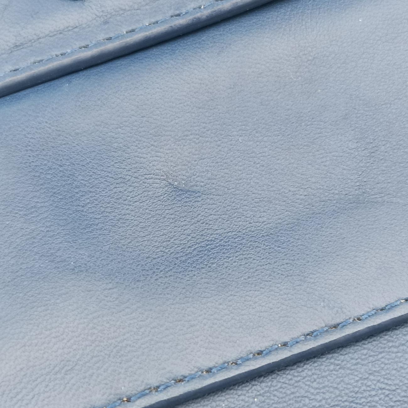 Intrecciato Blue lambskin  B05398110Vイントレチャート ブルー ラムスキン  B05398110V