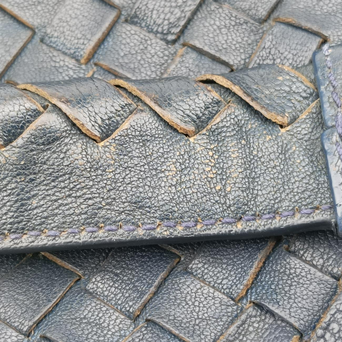 Intrecciato Black×Blue lambskin  B05572037Gイントレチャート ブラック×ブルー ラムスキン  B05572037G