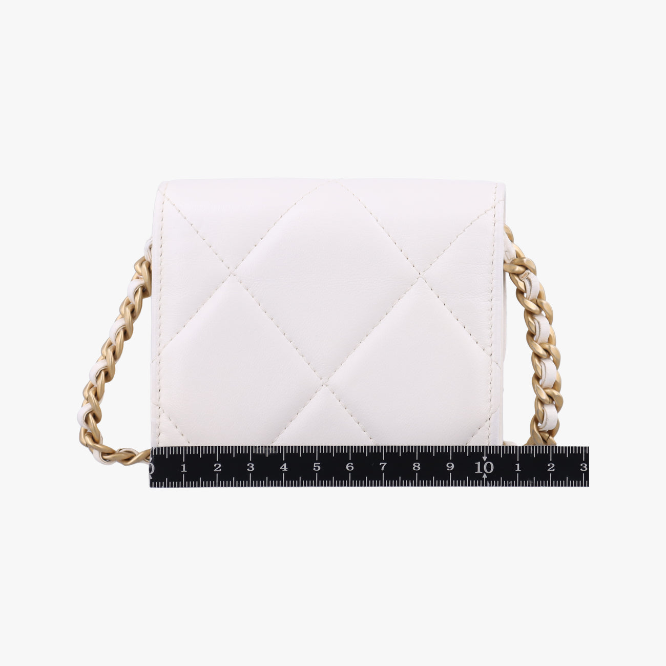 CHANEL 19 Flap Coin Purse White lambskin AP1787 30568493マトラッセ シャネル 19 フラップ コインパース ホワイト ラムスキン AP1787 30568493