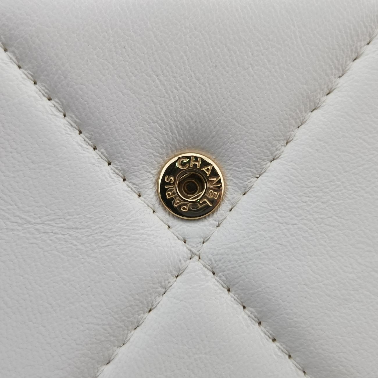 CHANEL 19 Flap Coin Purse White lambskin AP1787 30568493マトラッセ シャネル 19 フラップ コインパース ホワイト ラムスキン AP1787 30568493