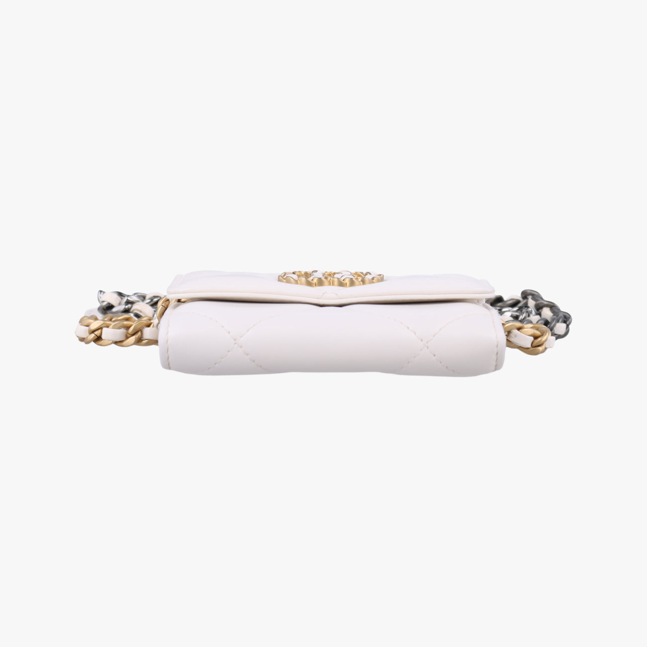 CHANEL 19 Flap Coin Purse White lambskin AP1787 30568493マトラッセ シャネル 19 フラップ コインパース ホワイト ラムスキン AP1787 30568493