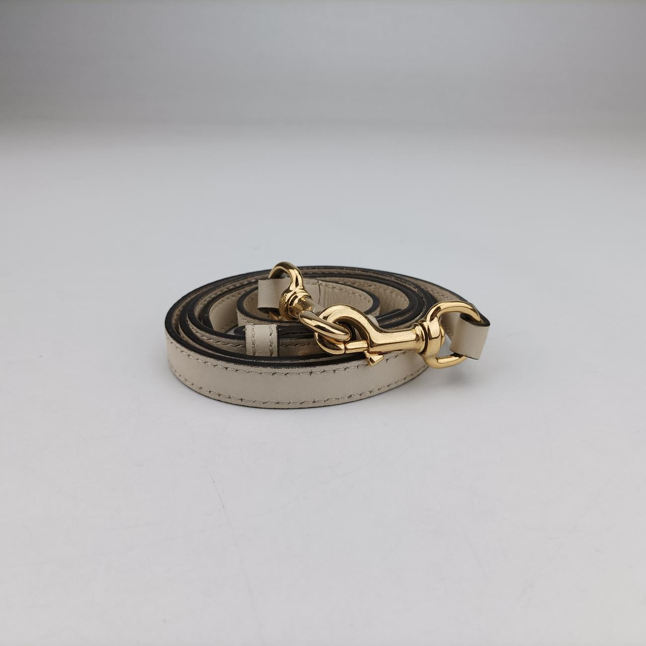 GG Ribbon White Leather 443089 C021182809GGリボン ホワイト レザー 443089 C021182809