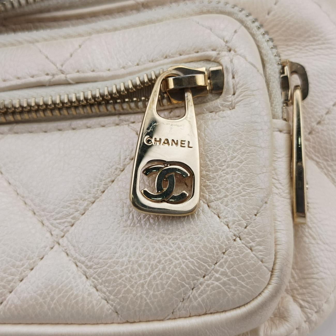 Iridescent Quilted Golden leather AS0556 27924674イリデスセント マトラッセ ゴールド レザー AS0556 27924674