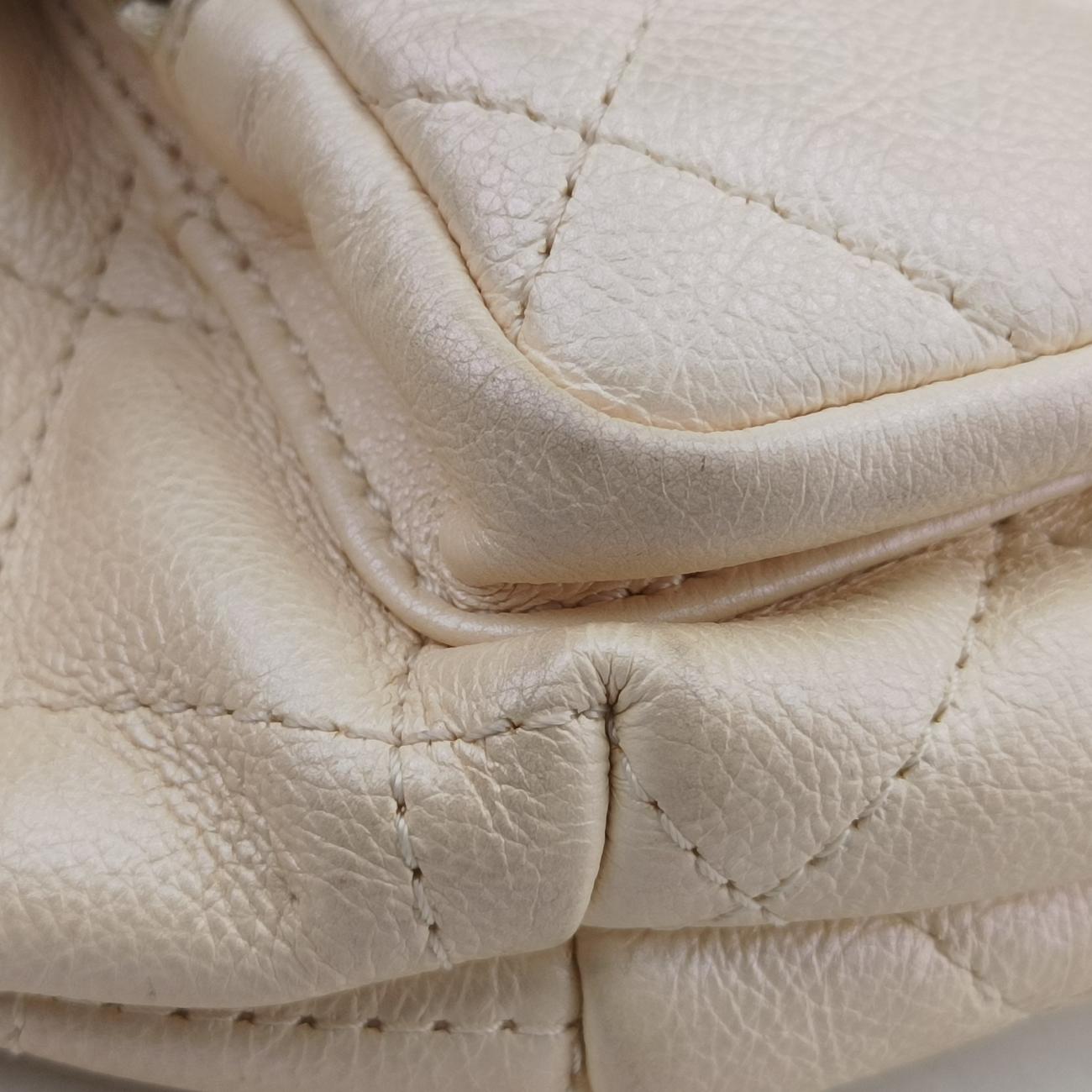 Iridescent Quilted Golden leather AS0556 27924674イリデスセント マトラッセ ゴールド レザー AS0556 27924674
