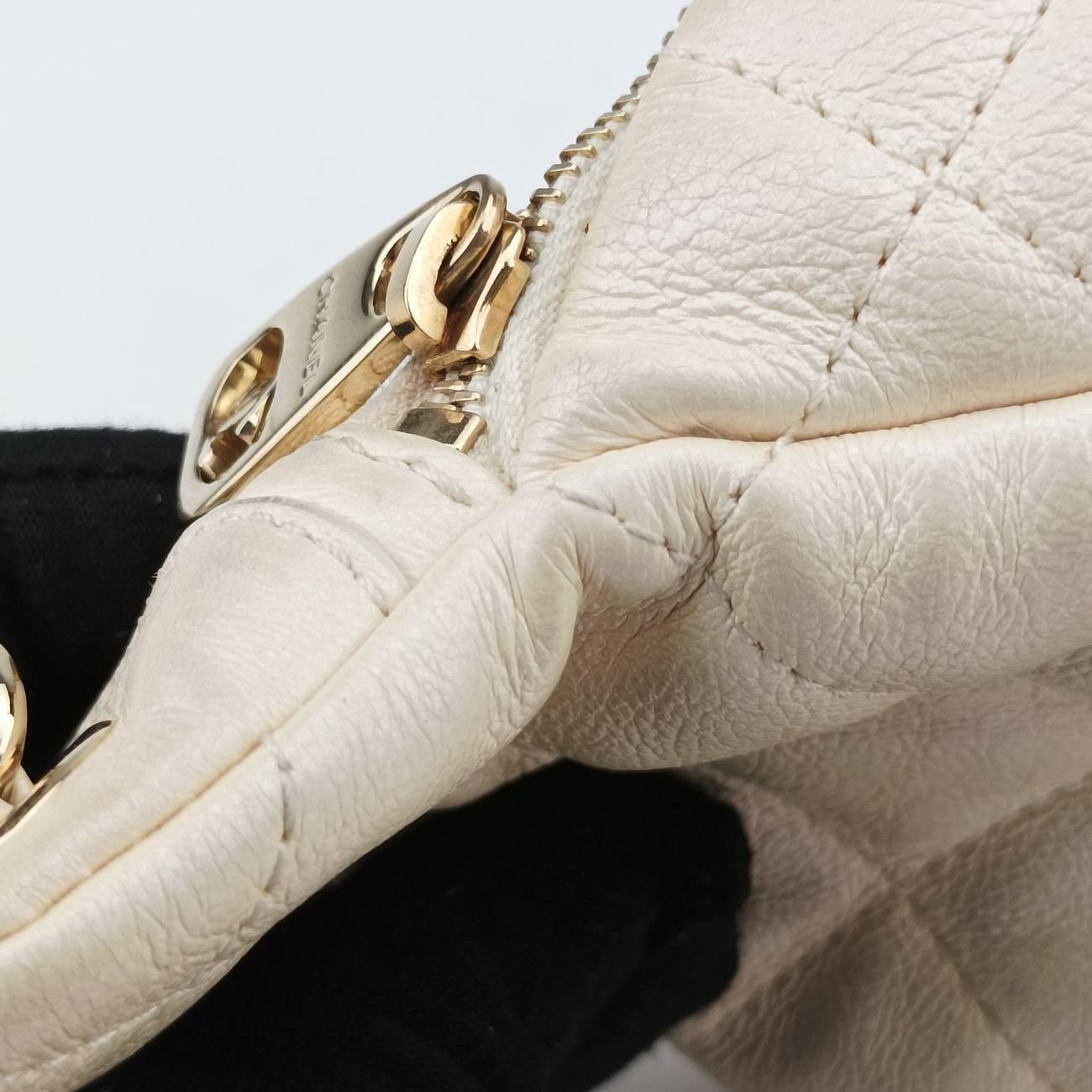 Iridescent Quilted Golden leather AS0556 27924674イリデスセント マトラッセ ゴールド レザー AS0556 27924674