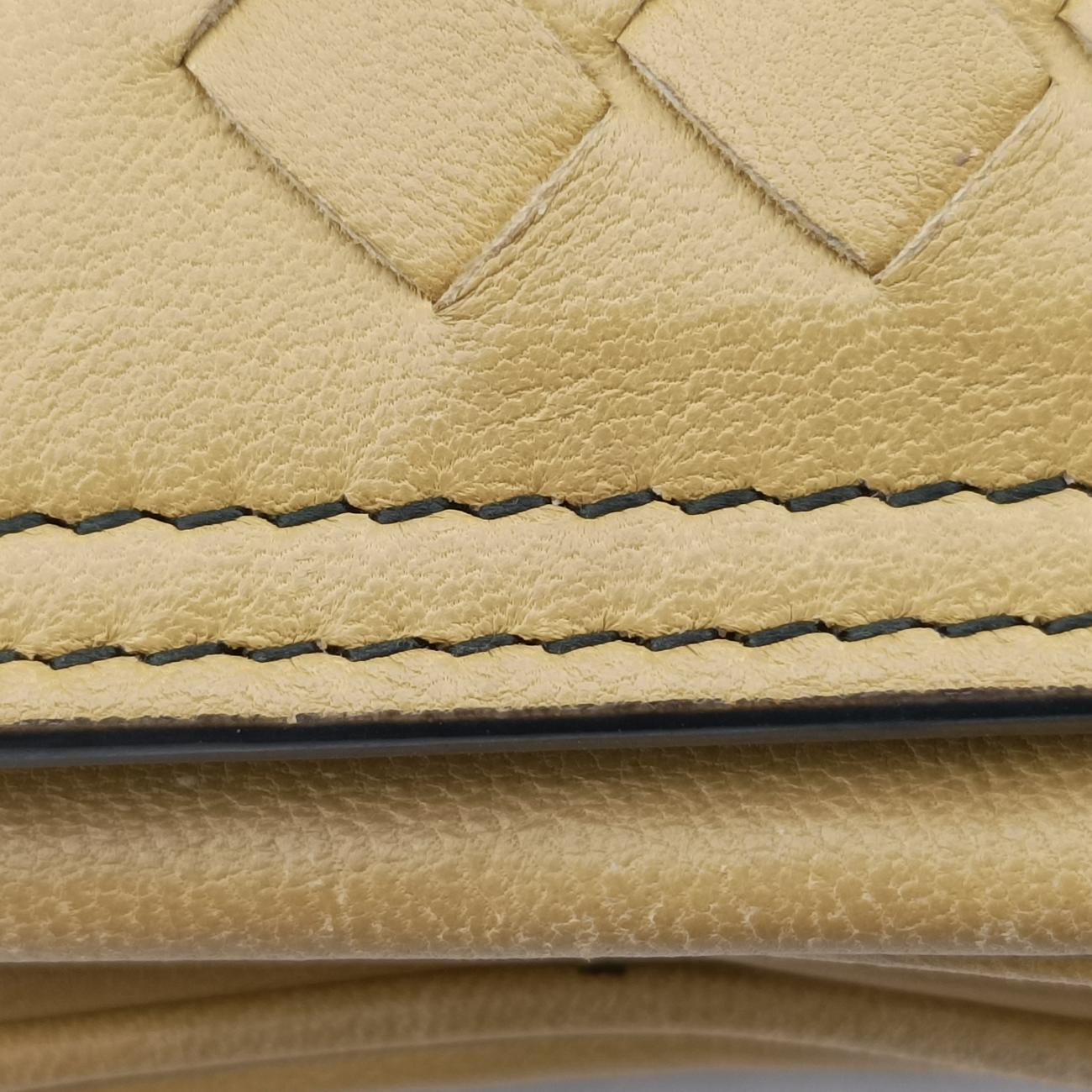 Intrecciato Yellow lambskin  B06334219Eイントレチャート イエロー ラムスキン  B06334219E
