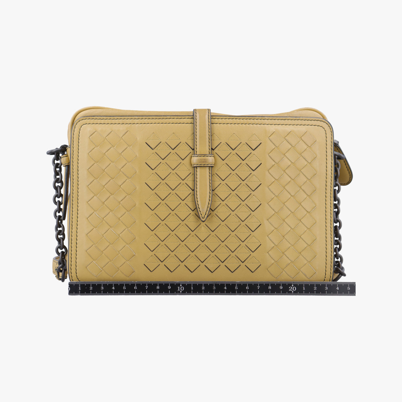 Intrecciato Yellow lambskin  B06334219Eイントレチャート イエロー ラムスキン  B06334219E