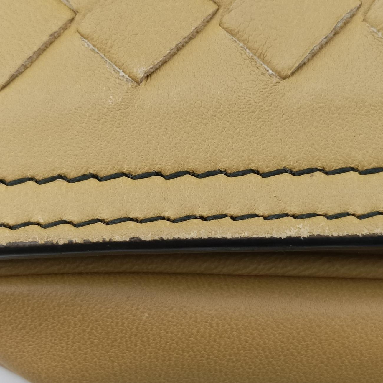 Intrecciato Yellow lambskin  B06334219Eイントレチャート イエロー ラムスキン  B06334219E