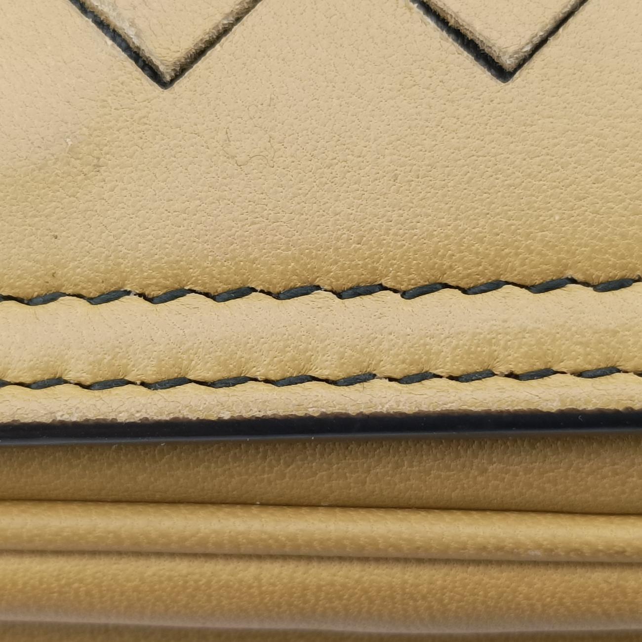 Intrecciato Yellow lambskin  B06334219Eイントレチャート イエロー ラムスキン  B06334219E