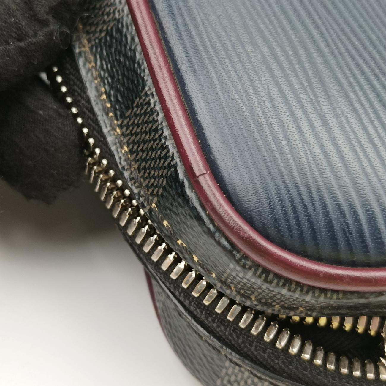 Danube Slim Navy x Yellowe x Noir Epi×DAMIER GRAPHITE M55100 FO1189ダヌーブスリム ネイビー×イエロー×ノワール エピ×ダミエグラフィット M55100 FO1189