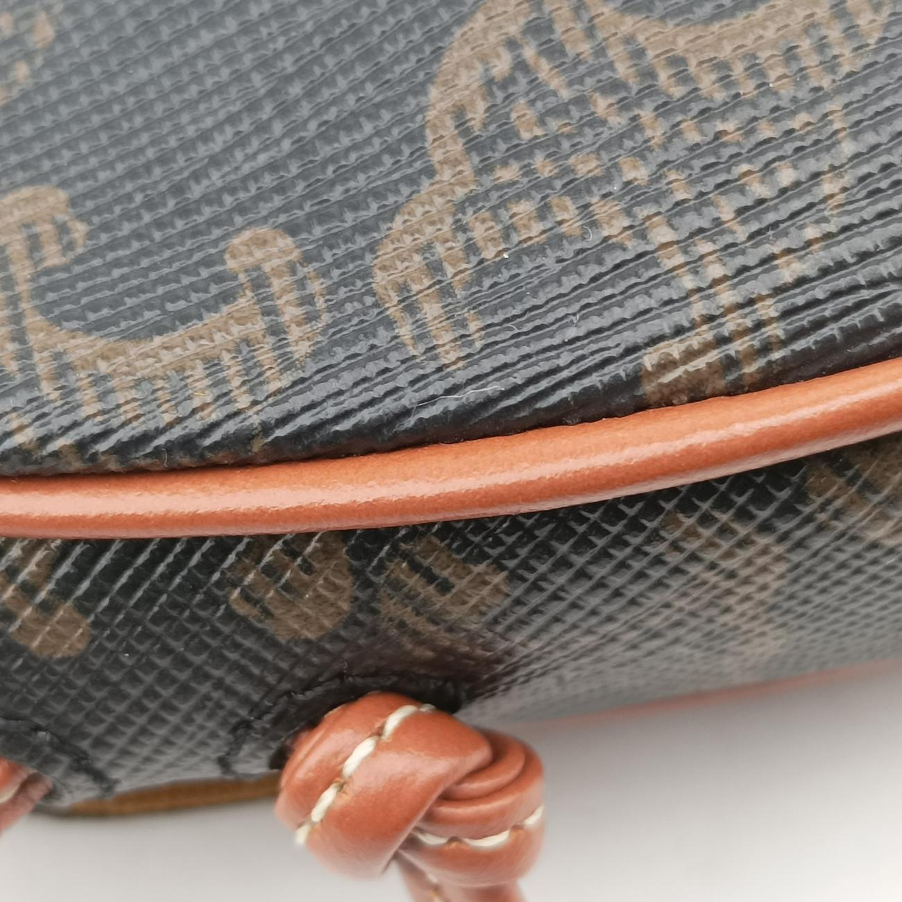 TRIANGLE TRIOMPHE Brown PVC coated canvas  F-CU-2201トライアングル トリオンフ ブラウン PVCコーティングキャンバス  F-CU-2201