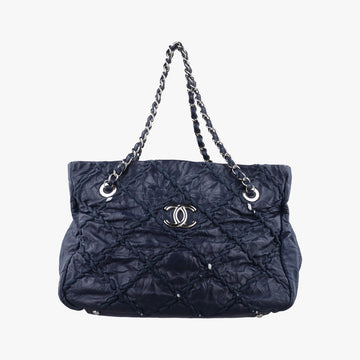 Matelasse Bubble Quilt Navy caviar skin A48495 15061836マトラッセ バブルキルト ブルーブラック キャビアスキン A48495 15061836