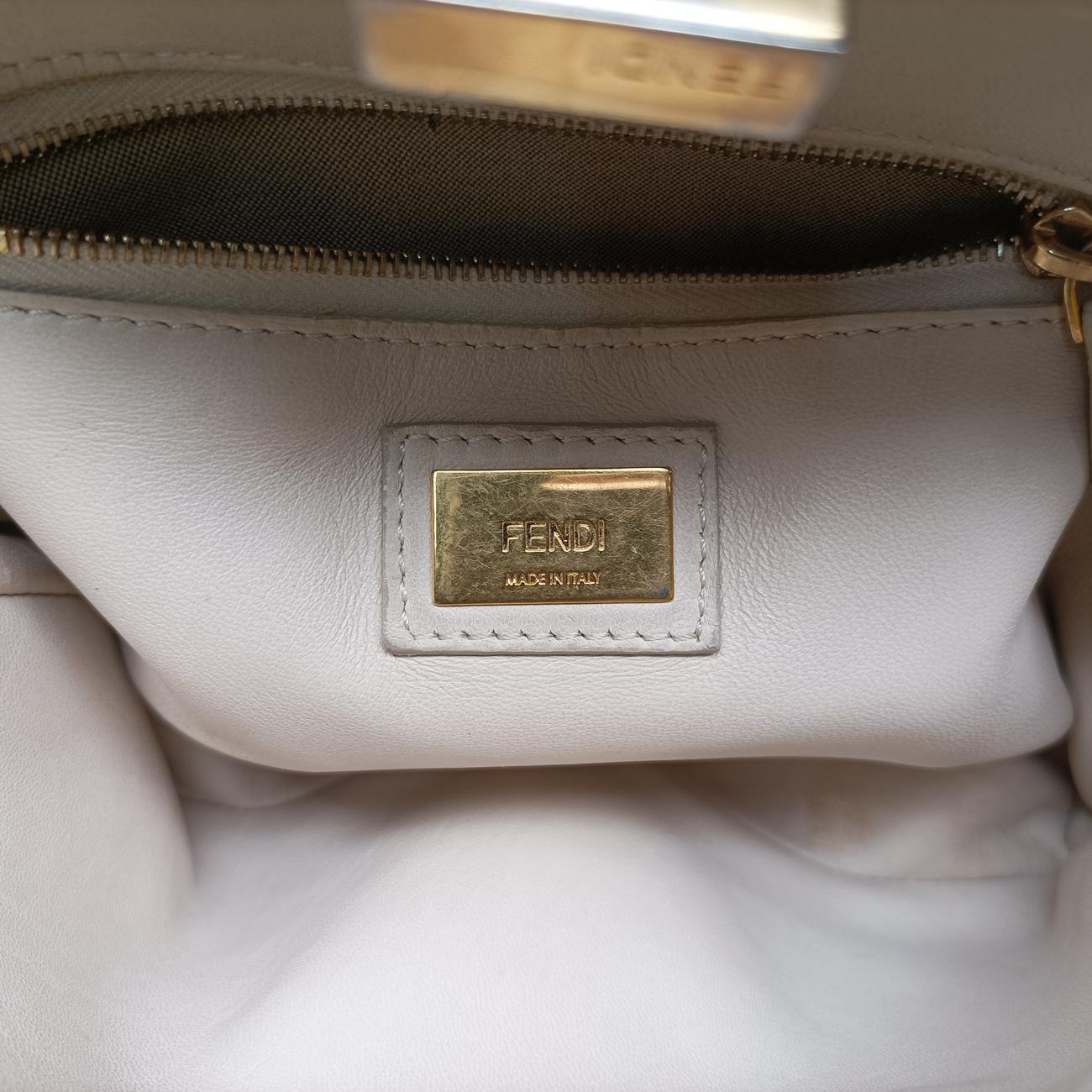 PEEKABOOYellowlambskin8BN2448BN244-68H-169-0501ピーカブー ミニイエローラムスキン8BN2448BN244-68H-169-0501