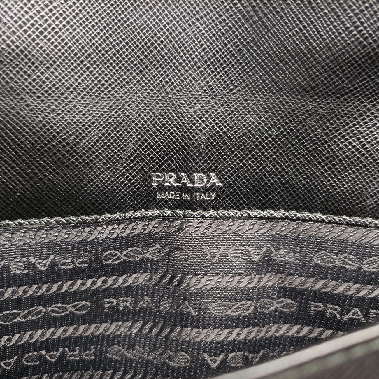 retro logo flat Black Leather 1DH007 234レトロ ロゴフラット ブラック レザー 1DH007 234