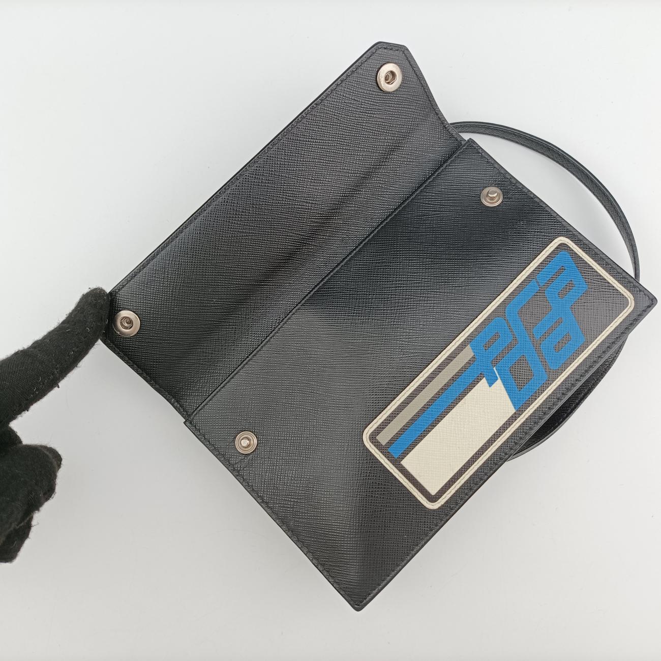 retro logo flat Black Leather 1DH007 234レトロ ロゴフラット ブラック レザー 1DH007 234