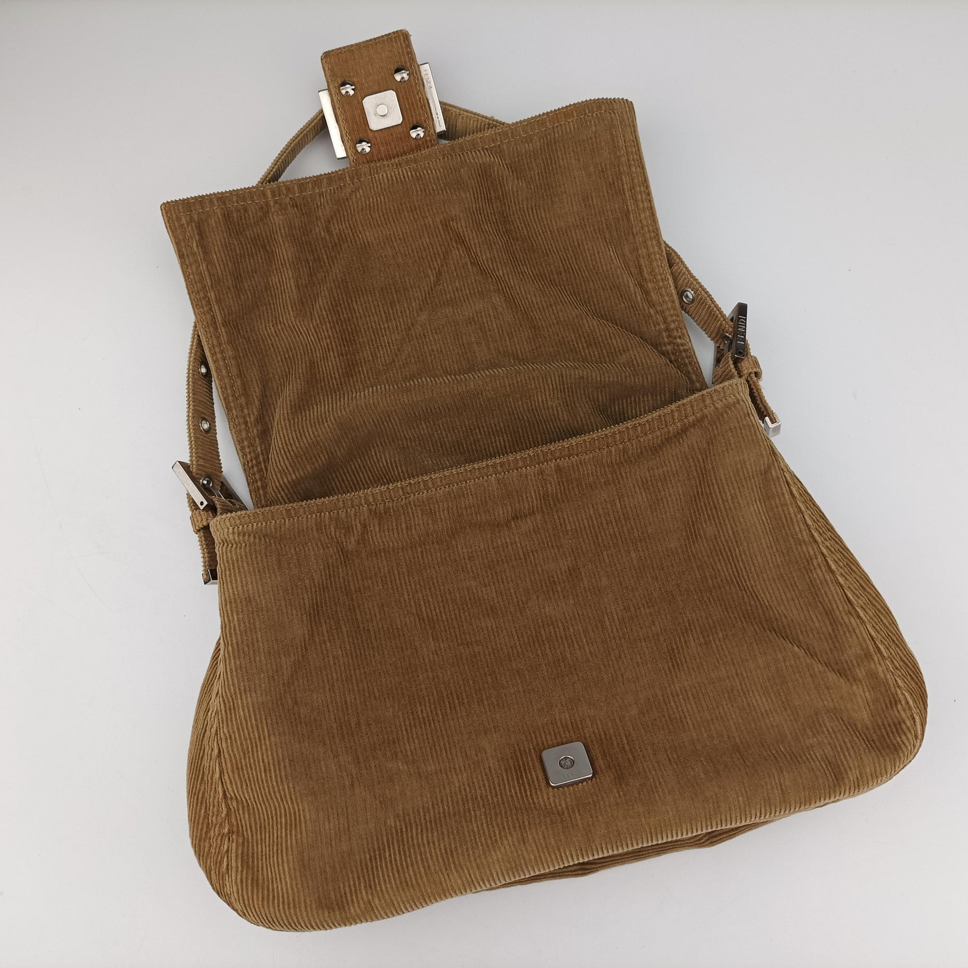 Mamma Baguette beige Corduroy 211126 2111268325 009マンマバケット ベージュ コードコイ 211126 2111268325 009