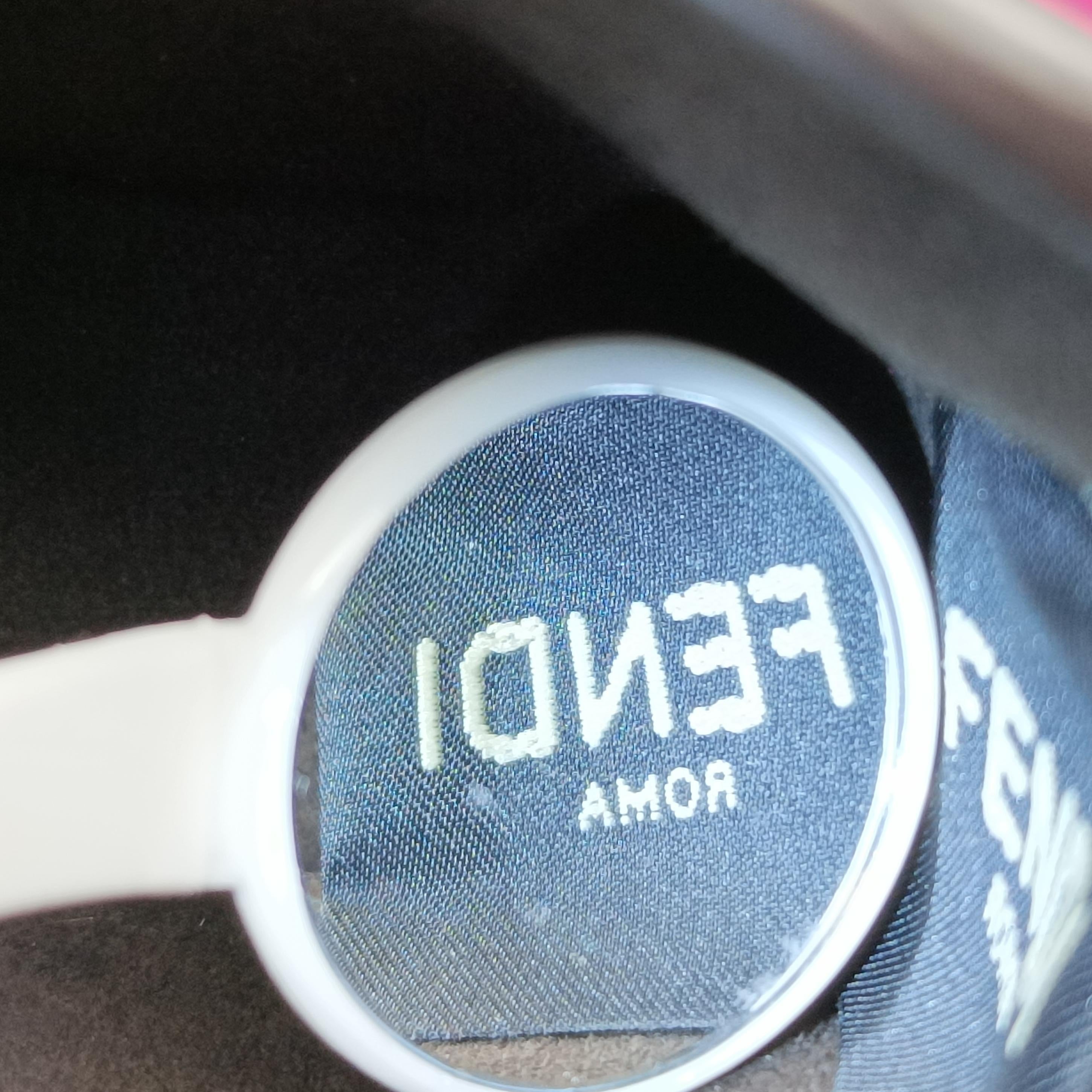 C'mon Small Pink Leather 7AS219 7AS219 AQ0L 249.0189カモン スモール ピンク レザー 7AS219 7AS219 AQ0L 249.0189