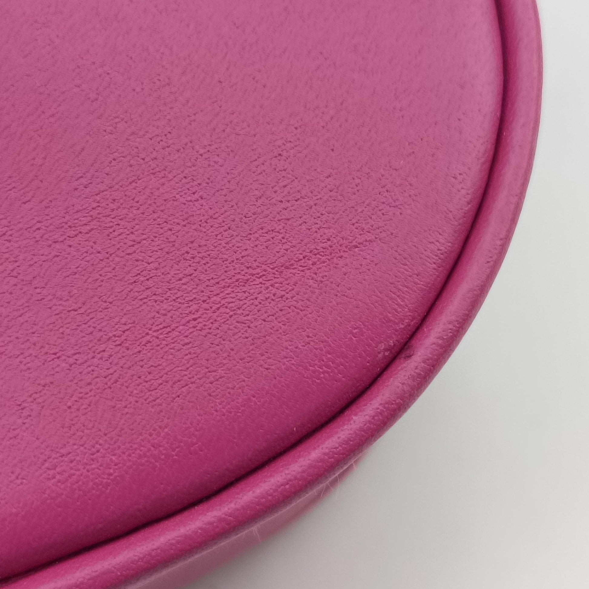 C'mon Small Pink Leather 7AS219 7AS219 AQ0L 249.0189カモン スモール ピンク レザー 7AS219 7AS219 AQ0L 249.0189