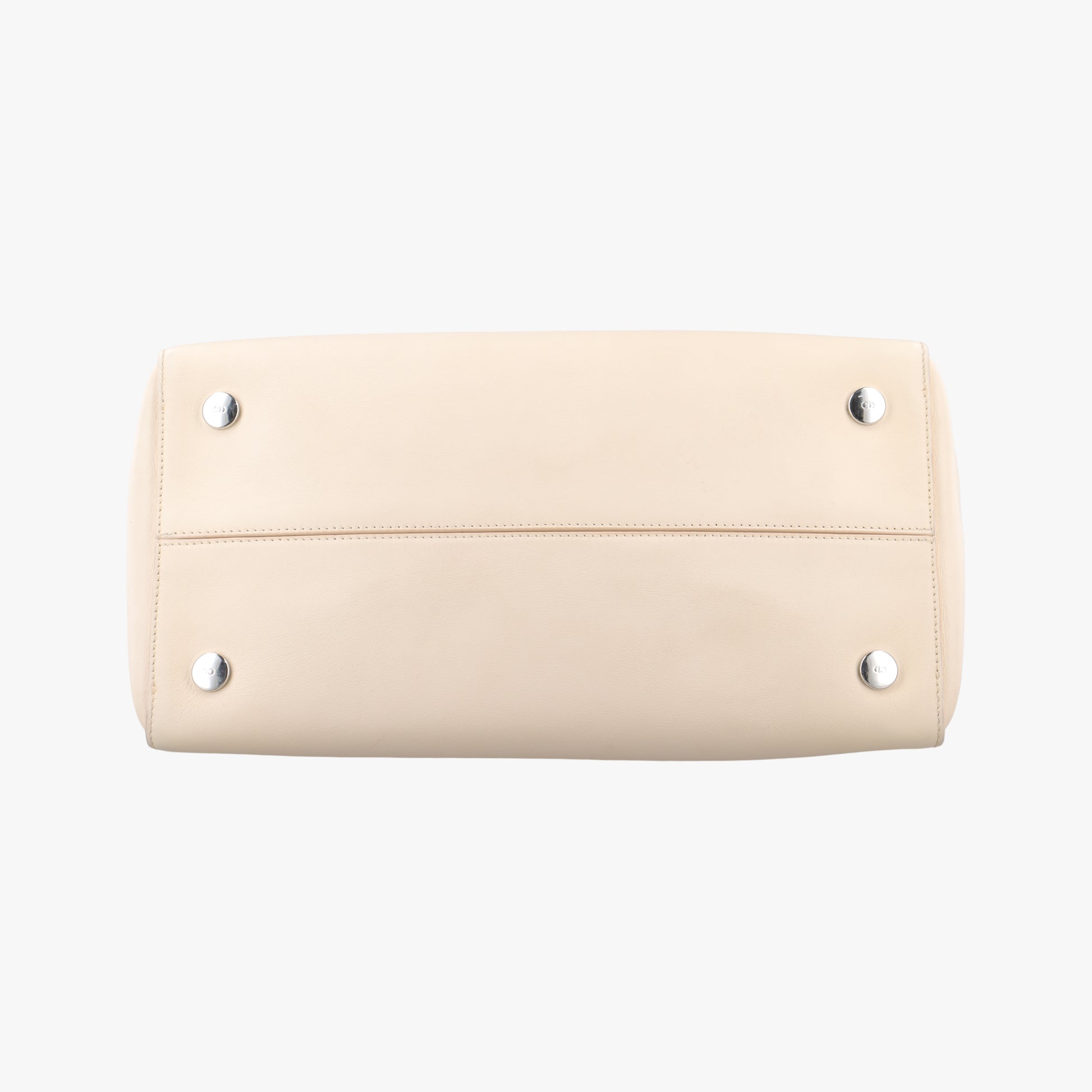 Large Dior Addict Shopping Tote White Leather 19-MA-0114ラージ ディオール アディクト ショッピング トート ホワイト レザー 19-MA-0114