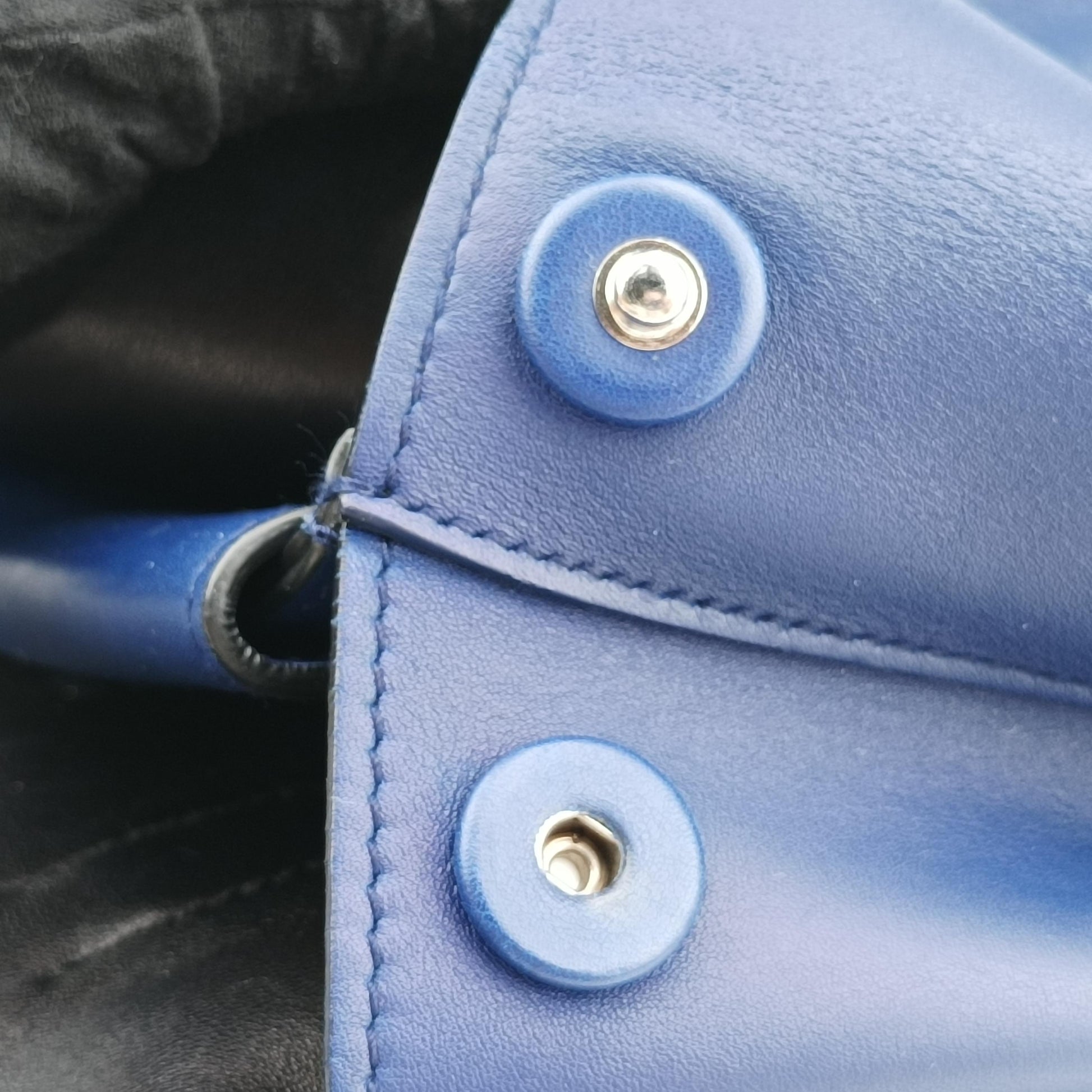 Double flap chain Blue Leather 25ダブルフラップチェーン ブルー レザー 25