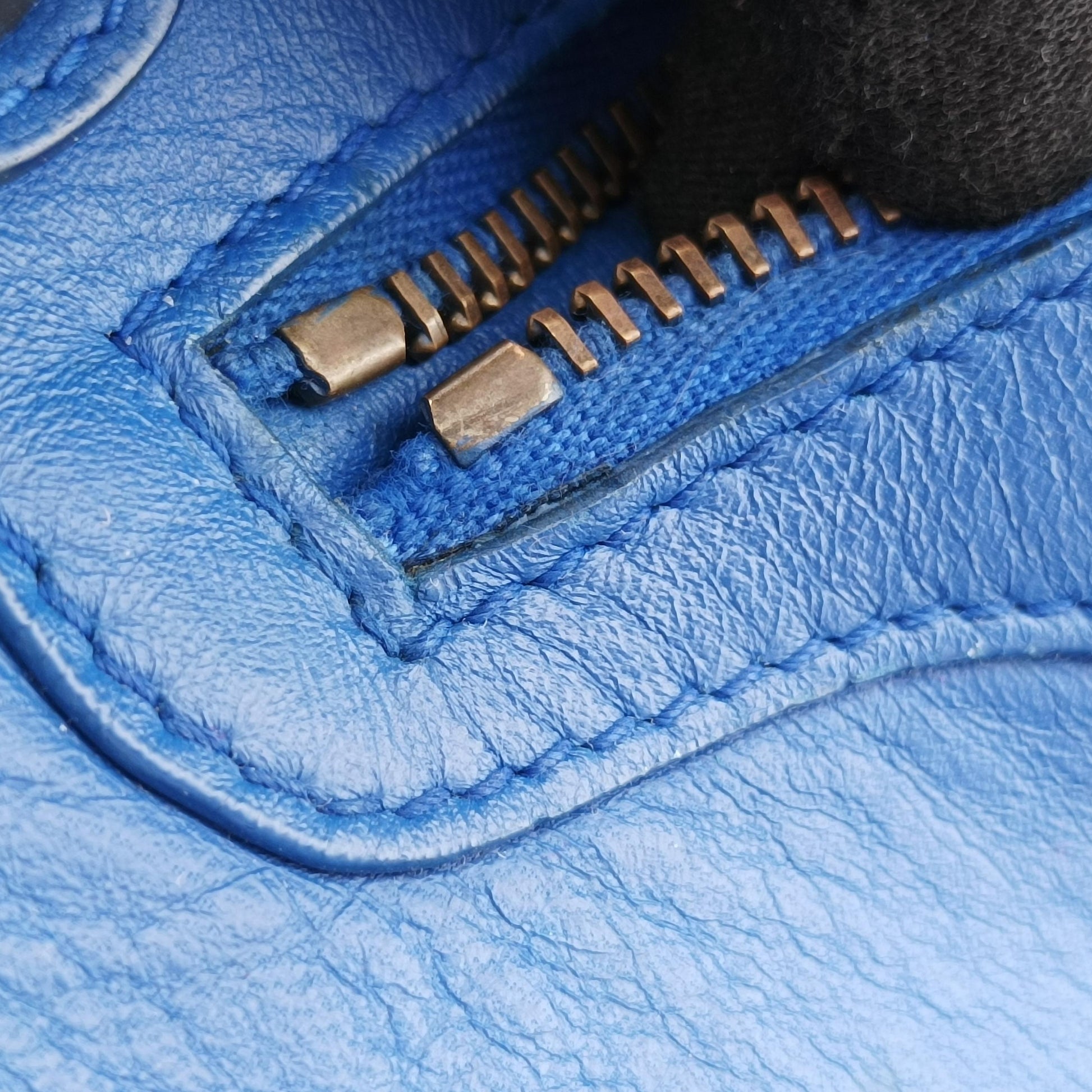 Electric Perforated Motorcycle City Blue lambskin 115748.4385 J.535269エレクトリックペルフォレートモーターサイクルシティ ブルー ラムスキン 115748.4385 J.535269