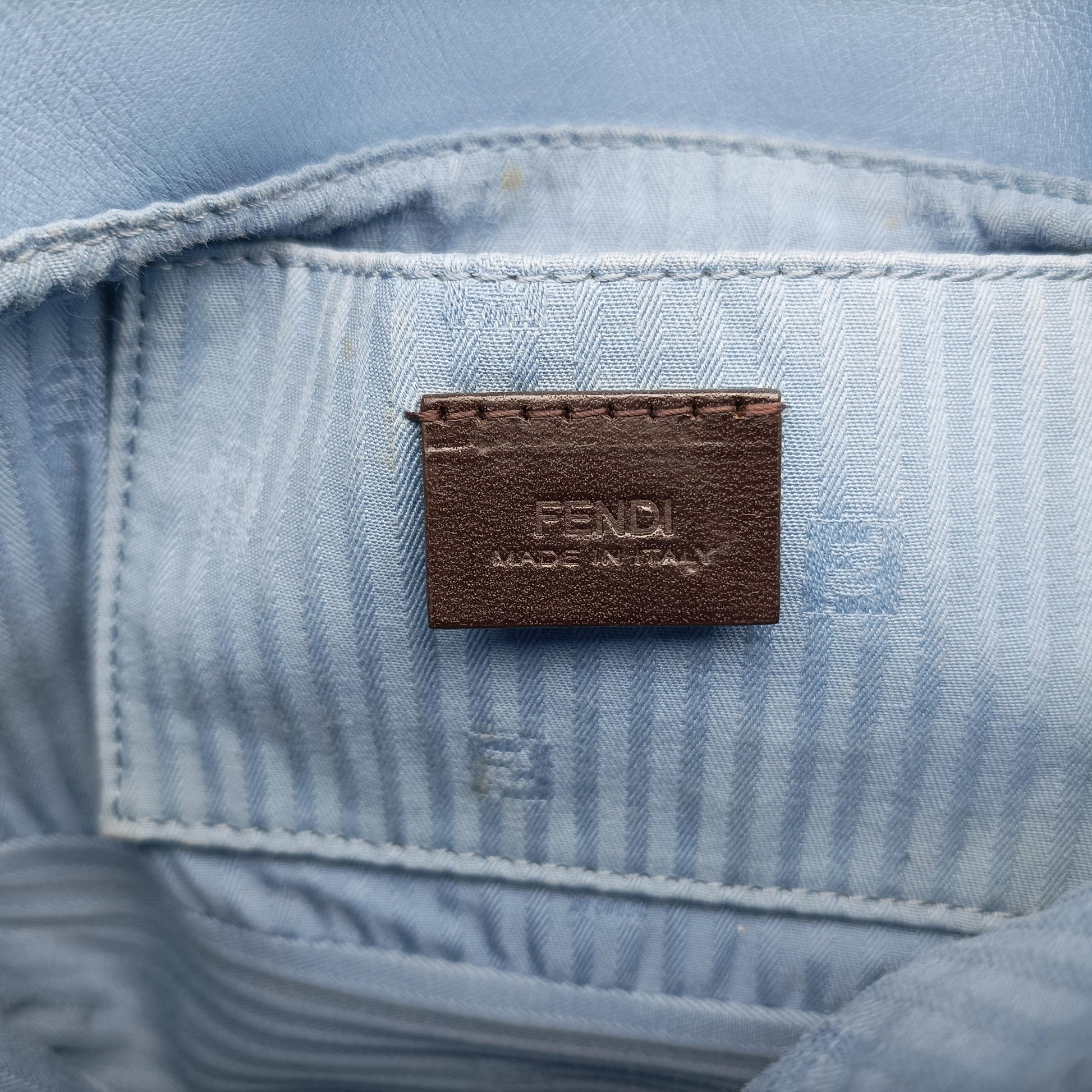 Fendista Pochette Blue Leather 8M0276 8M0276-D16 148-0053フェンディスタ ポシェット ブルー レザー 8M0276 8M0276-D16 148-0053