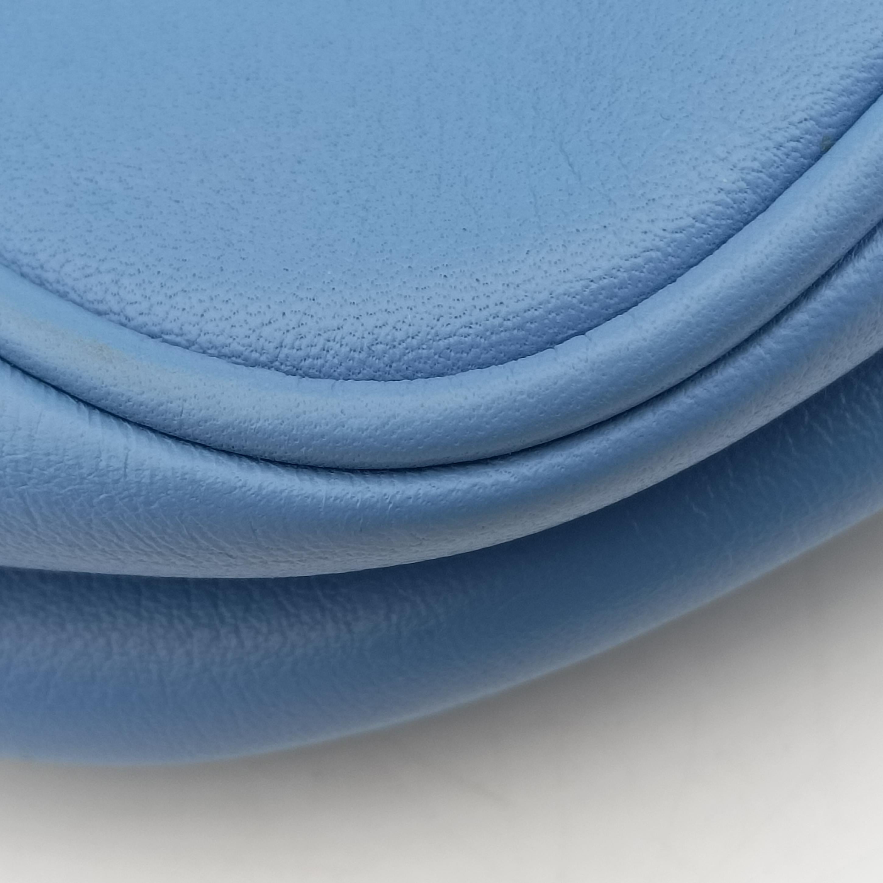 Fendista Pochette Blue Leather 8M0276 8M0276-D16 148-0053フェンディスタ ポシェット ブルー レザー 8M0276 8M0276-D16 148-0053