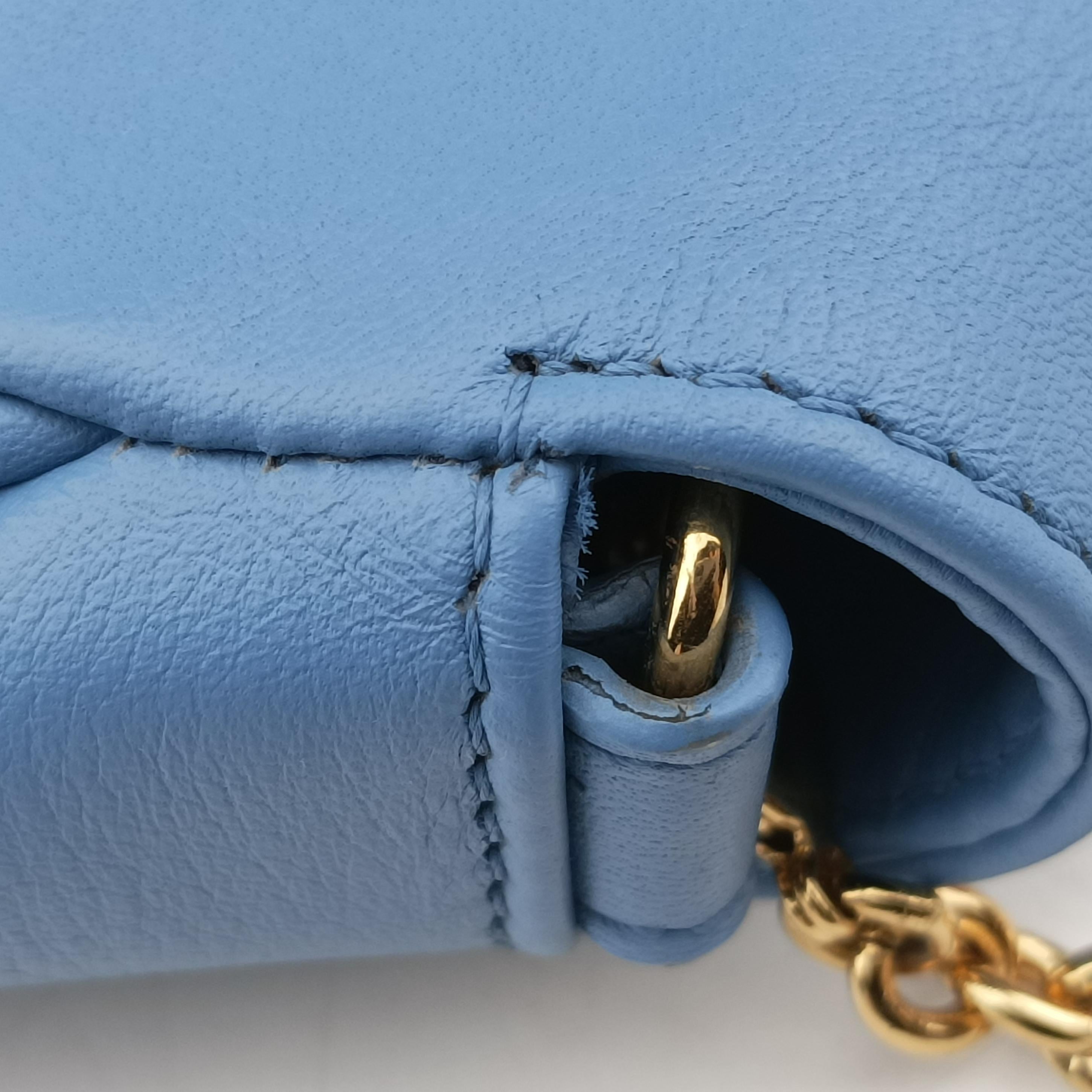 Fendista Pochette Blue Leather 8M0276 8M0276-D16 148-0053フェンディスタ ポシェット ブルー レザー 8M0276 8M0276-D16 148-0053