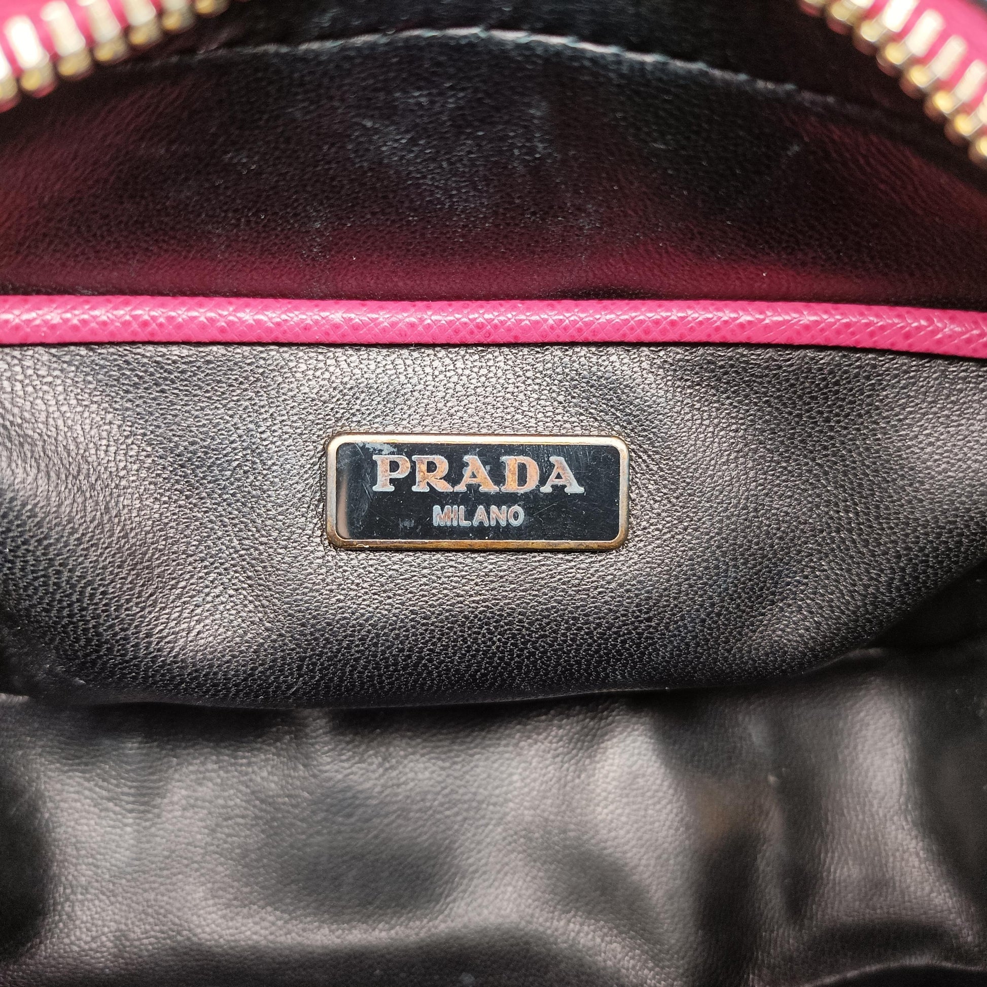 Bijou crystal studs Pink SAFFIANO Leather 1N1674 224ビジュークリスタルスタッズ ピンク サフィアーノレザー 1N1674 224