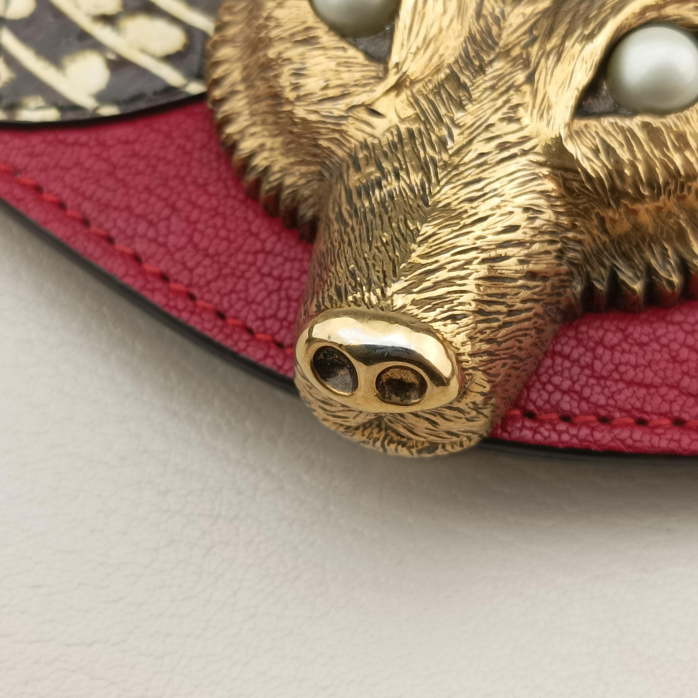 Broche White×red Leather 466433 D021990127ブロシュ ホワイト×レッド レザー 466433 D021990127