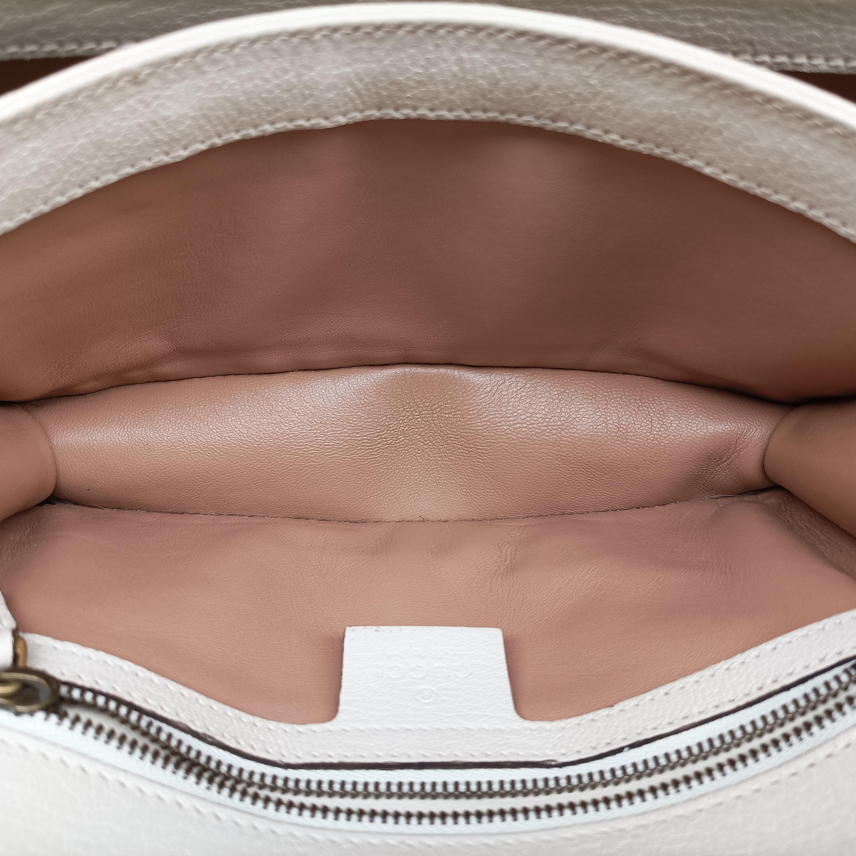 Broche White×red Leather 466433 D021990127ブロシュ ホワイト×レッド レザー 466433 D021990127