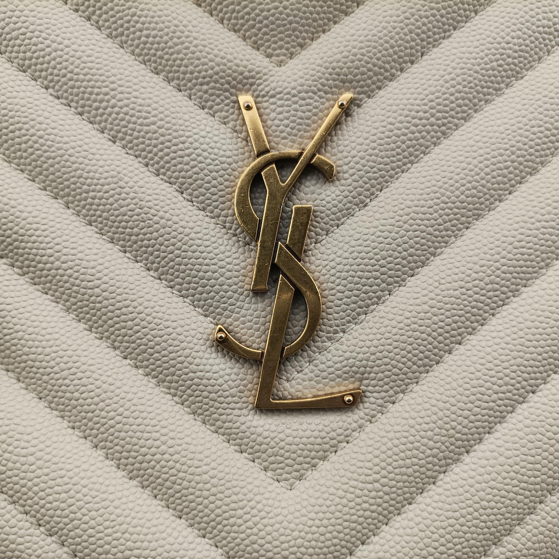 VINYLE White Caviar Skin 610436 PTR610436.0521ヴィニル ホワイト キャビアスキン 610436 PTR610436.0521