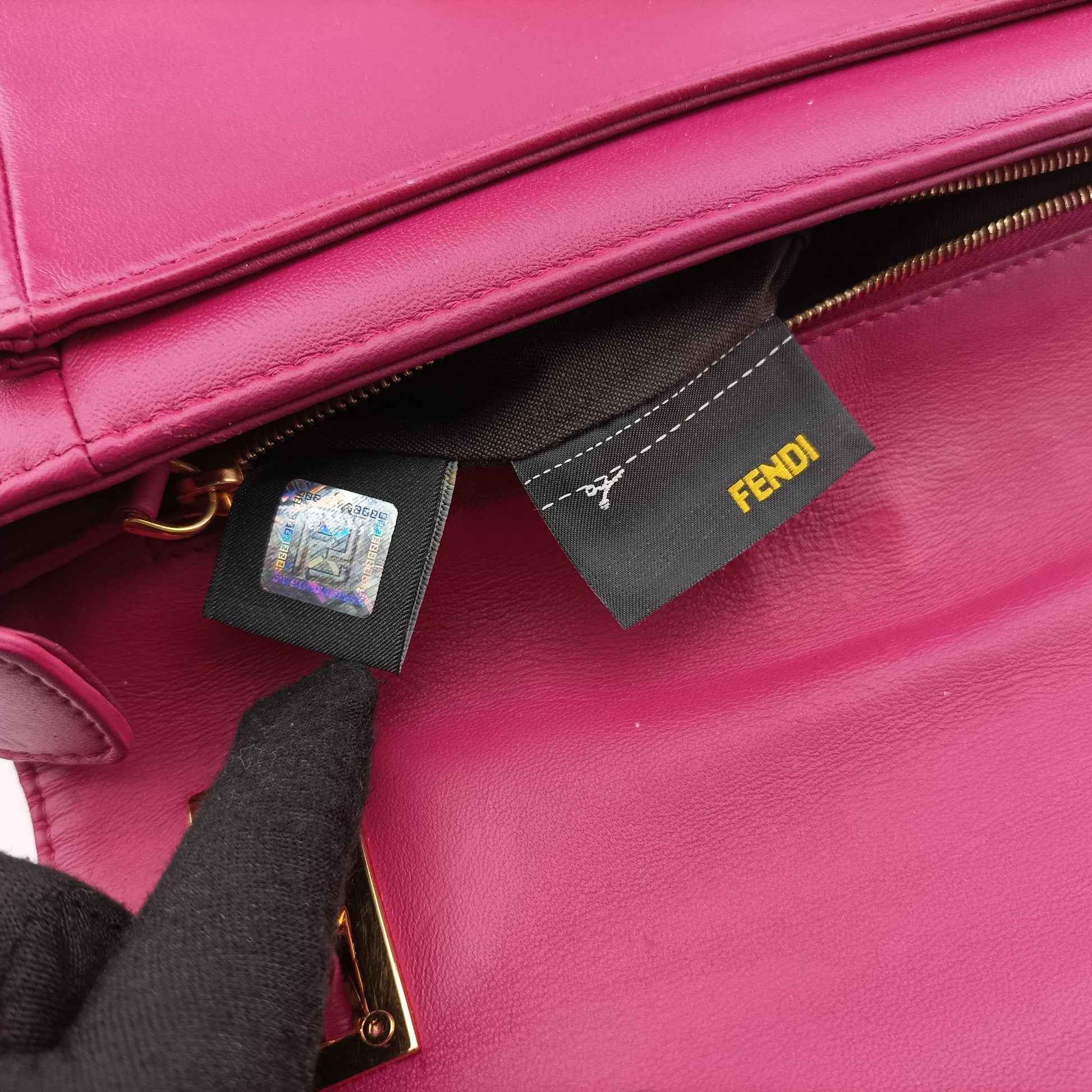 Be Baguette Rose Leather 8BR677 8BR677-P05-139-2566ビー バゲット ローズレッド レザー 8BR677 8BR677-P05-139-2566