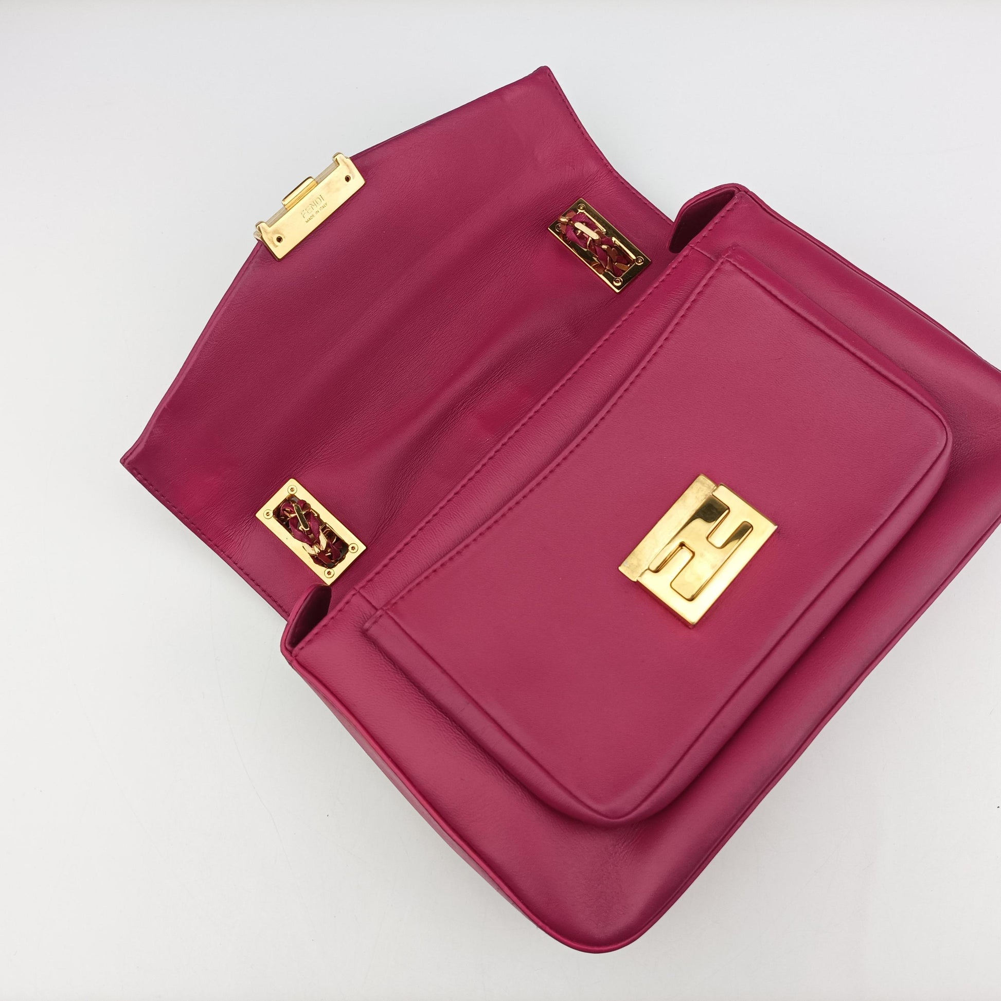 Be Baguette Rose Leather 8BR677 8BR677-P05-139-2566ビー バゲット ローズレッド レザー 8BR677 8BR677-P05-139-2566