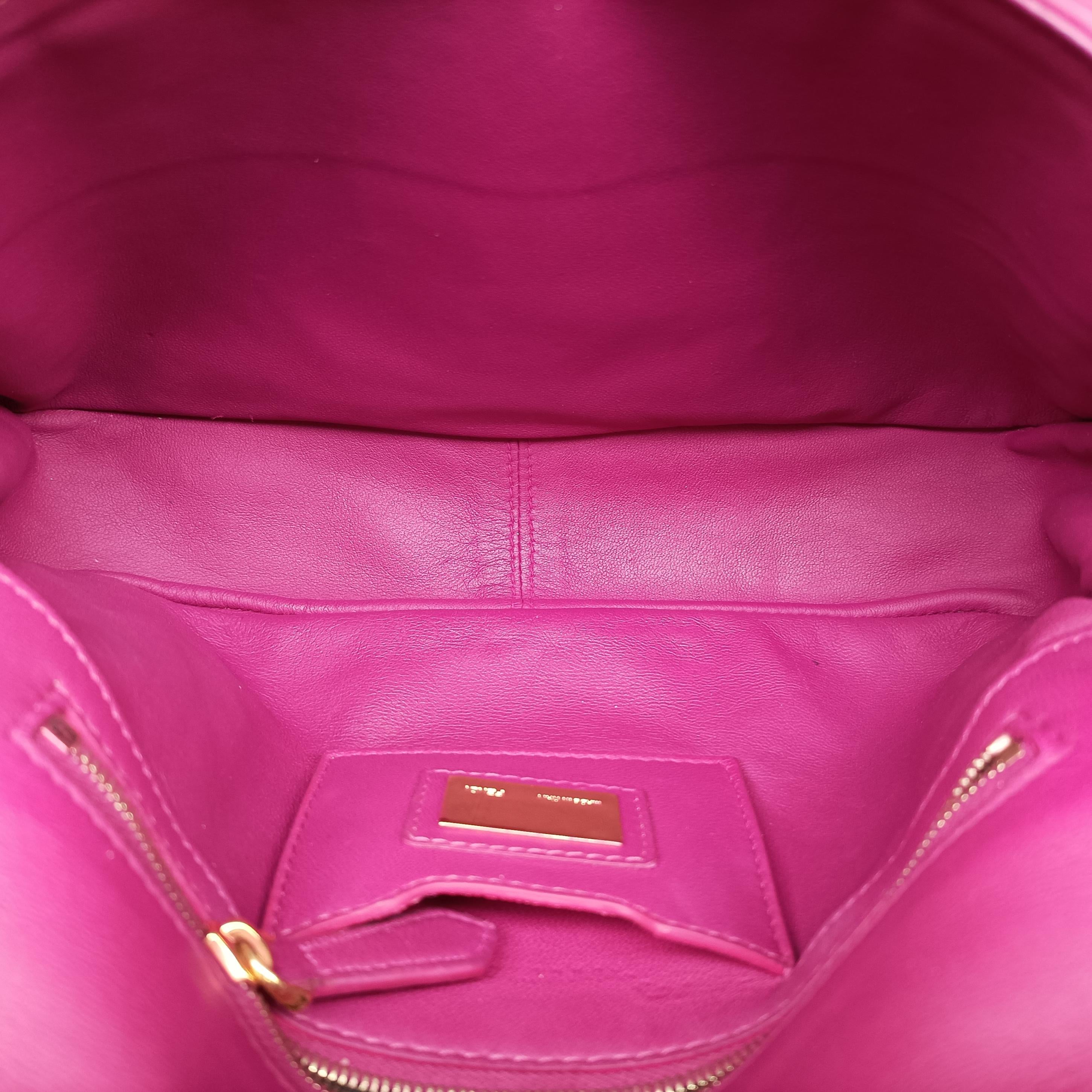 Be Baguette Rose Leather 8BR677 8BR677-P05-139-2566ビー バゲット ローズレッド レザー 8BR677 8BR677-P05-139-2566