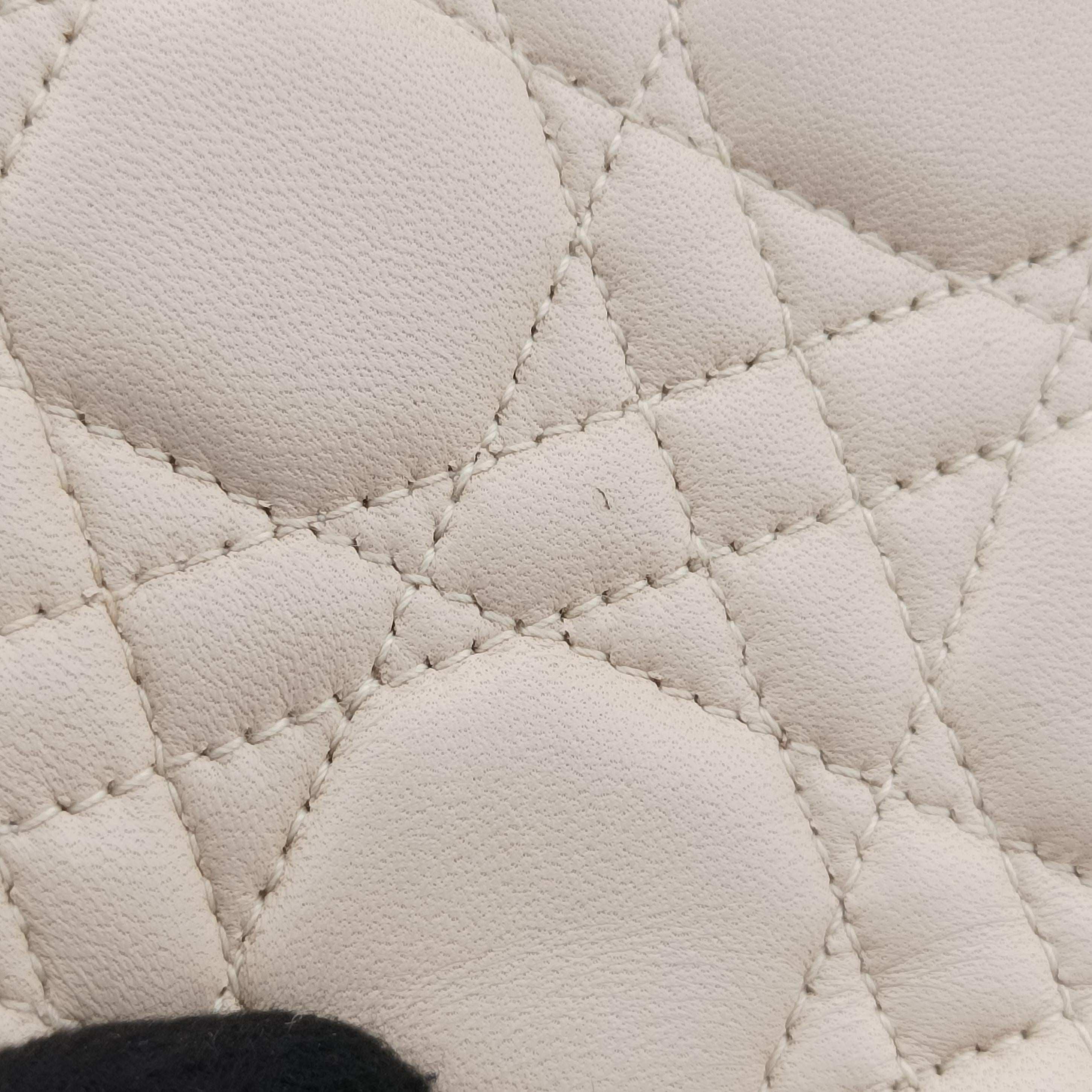 Lady Dior Beige Patent 05-MA-0057レディディオール ベージュ パテント 05-MA-0057