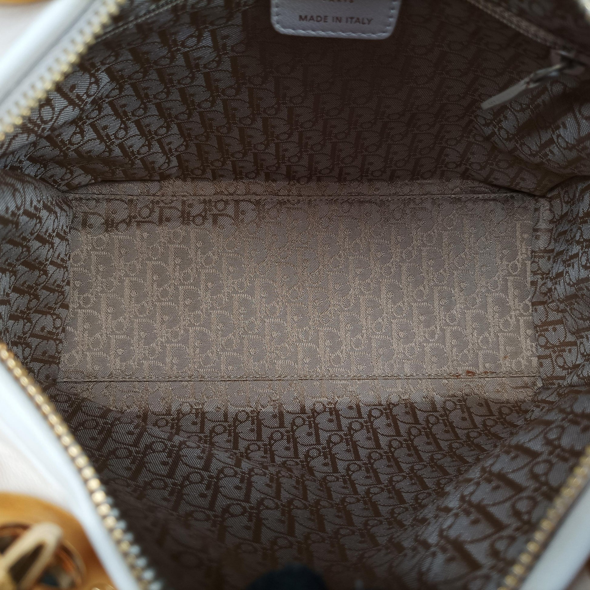 Lady Dior Beige Patent 05-MA-0057レディディオール ベージュ パテント 05-MA-0057