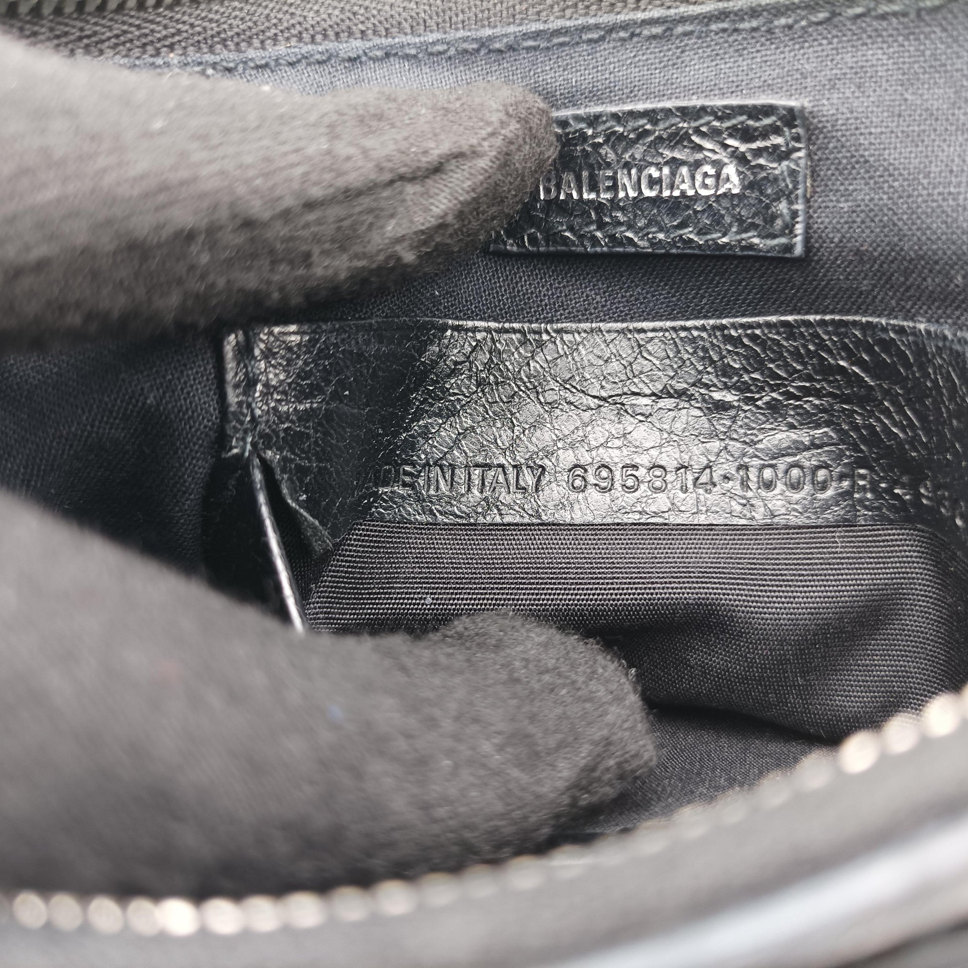 Le Cagole mini black lambskin 695814.1000.R.493075ル カゴール ミニ ブラック ラムスキン 695814.1000.R.493075