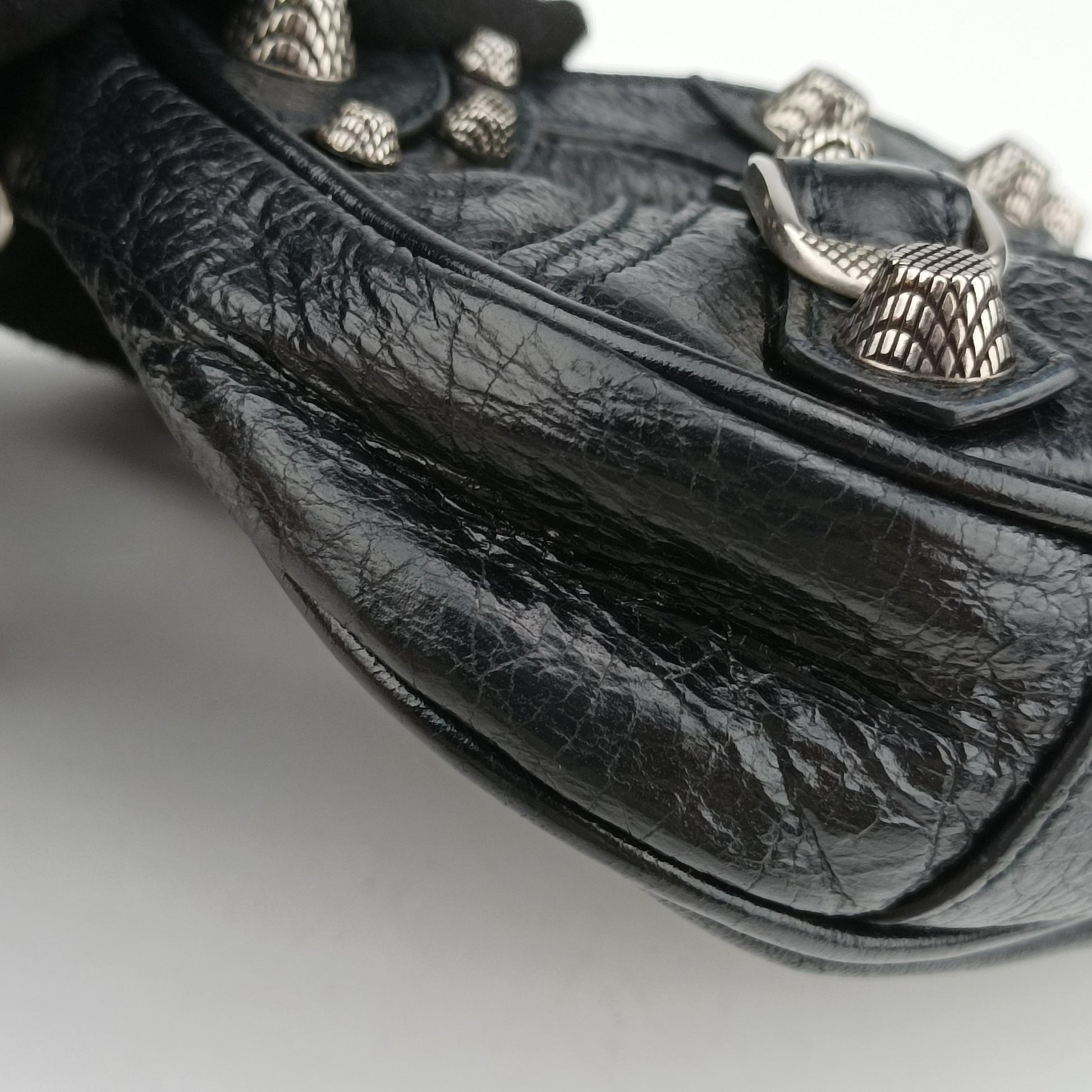 Le Cagole mini black lambskin 695814.1000.R.493075ル カゴール ミニ ブラック ラムスキン 695814.1000.R.493075