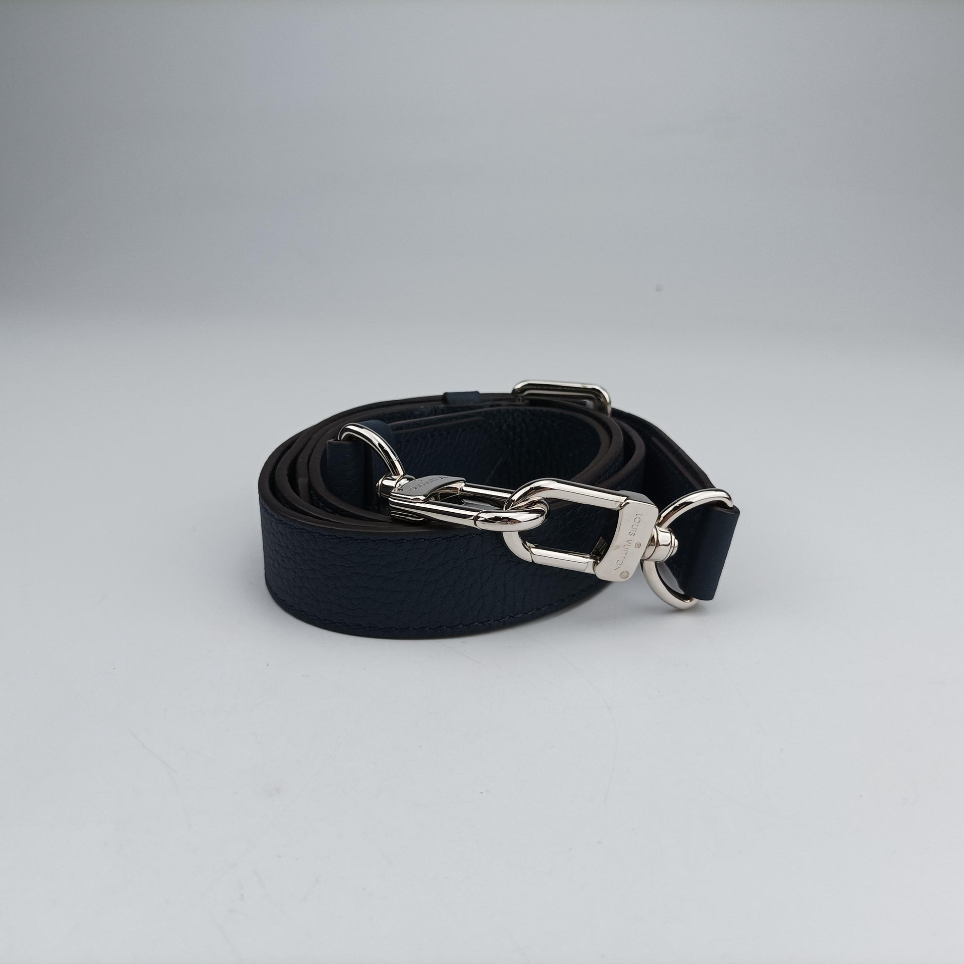 ARMAND Briefcase PM Navy Taurillon leather M53490 UB0138アルマンド ブリーフケース PM ネイビー トリヨンレザー M53490 UB0138