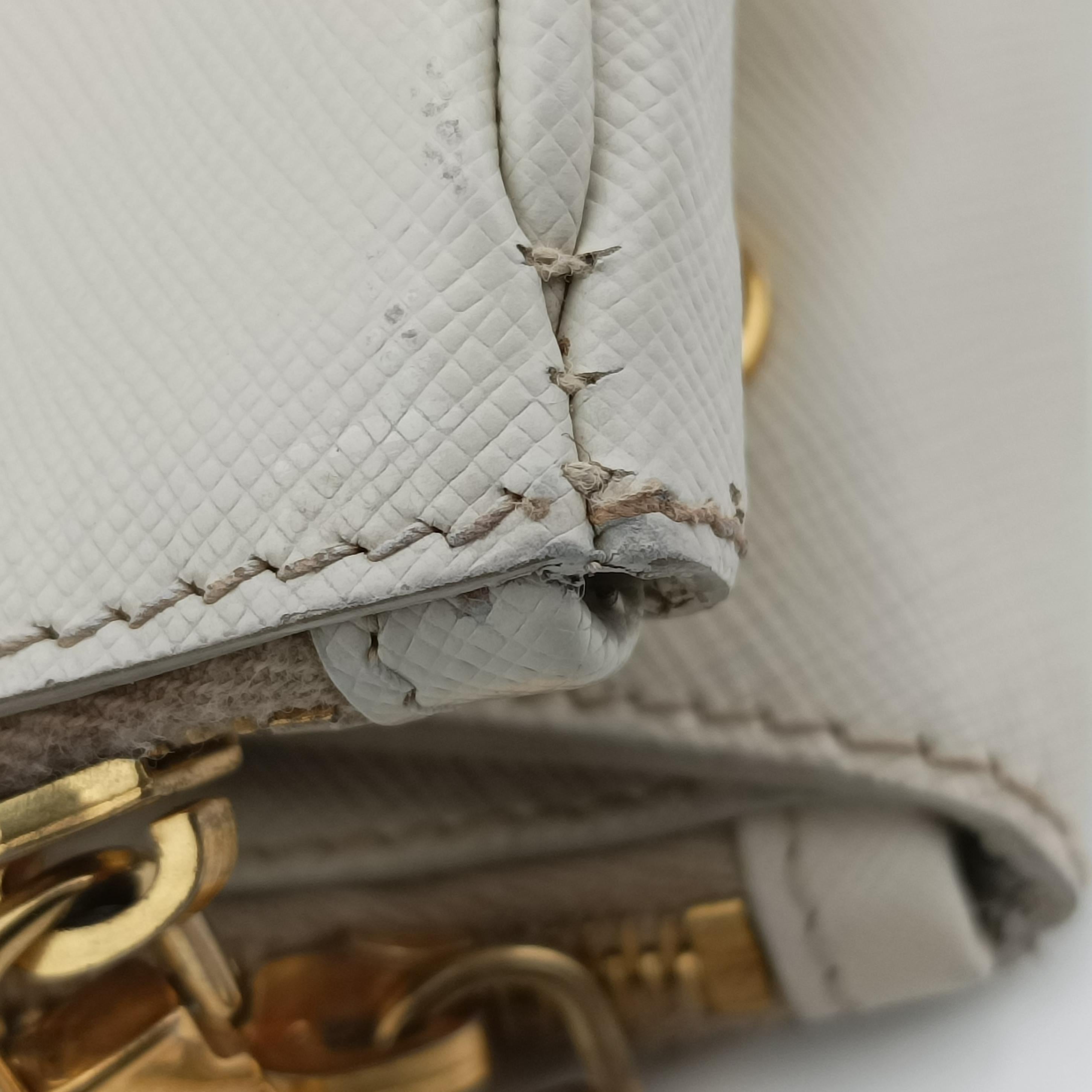 Galleria White SAFFIANO Leather BN1844 25ガレリア ホワイト サフィアーノレザー BN1844 25