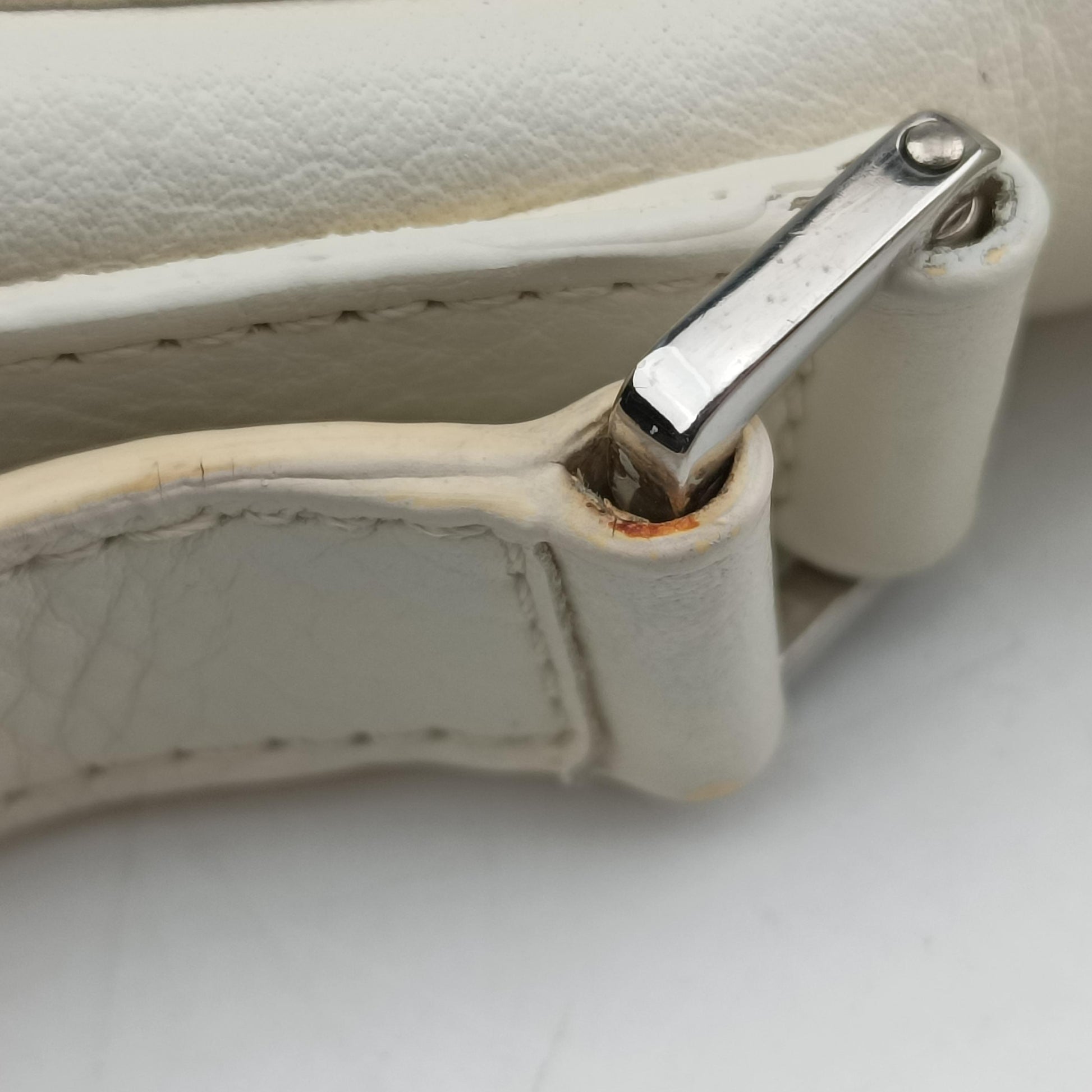 D Pendant White Leather 08-BO-0096D ペンダント ホワイト レザー 08-BO-0096