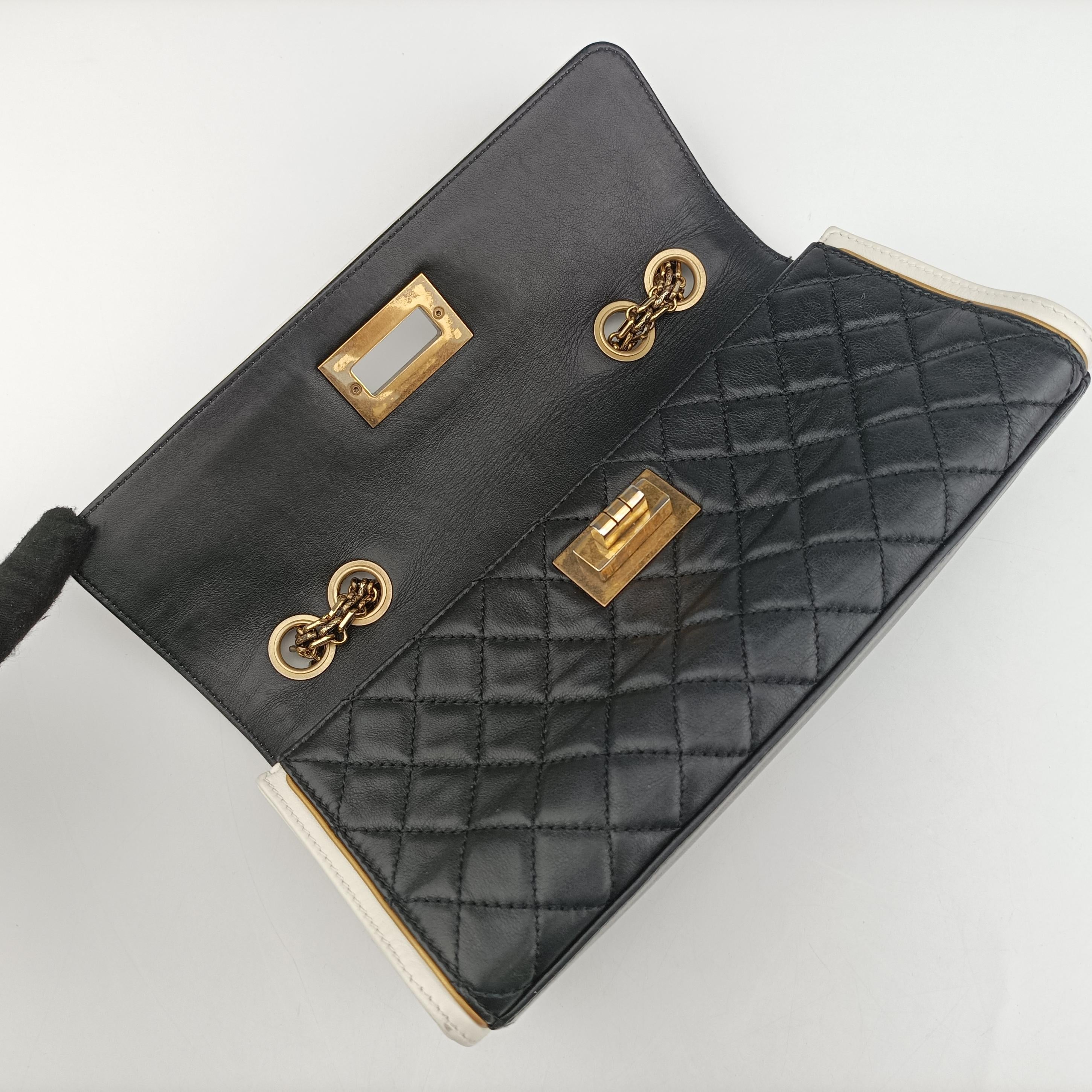 2.55 chain Black×white Leather A67500 177249052.55チェーン ブラック×ホワイト レザー A67500 17724905