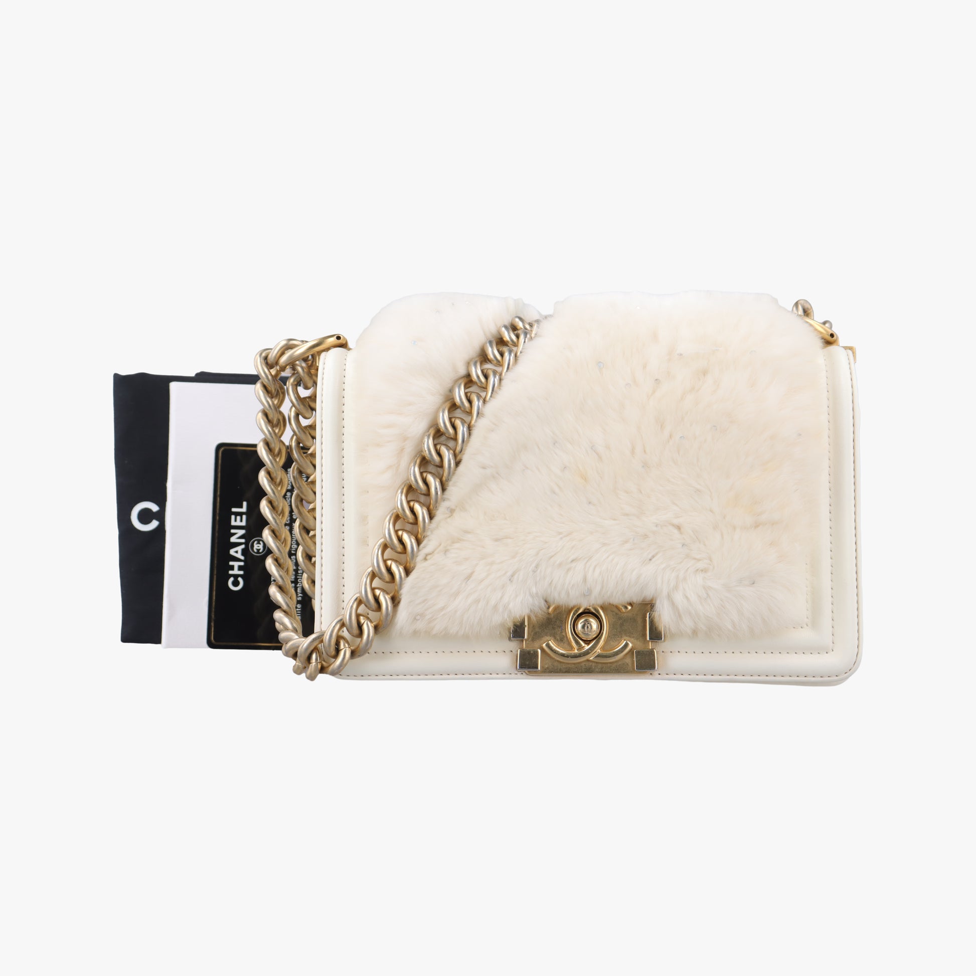 BOY CHANEL White Leather × Fur A67085 21959695ボーイシャネル ホワイト レザー × ファー Leather × Fur A67085 21959695