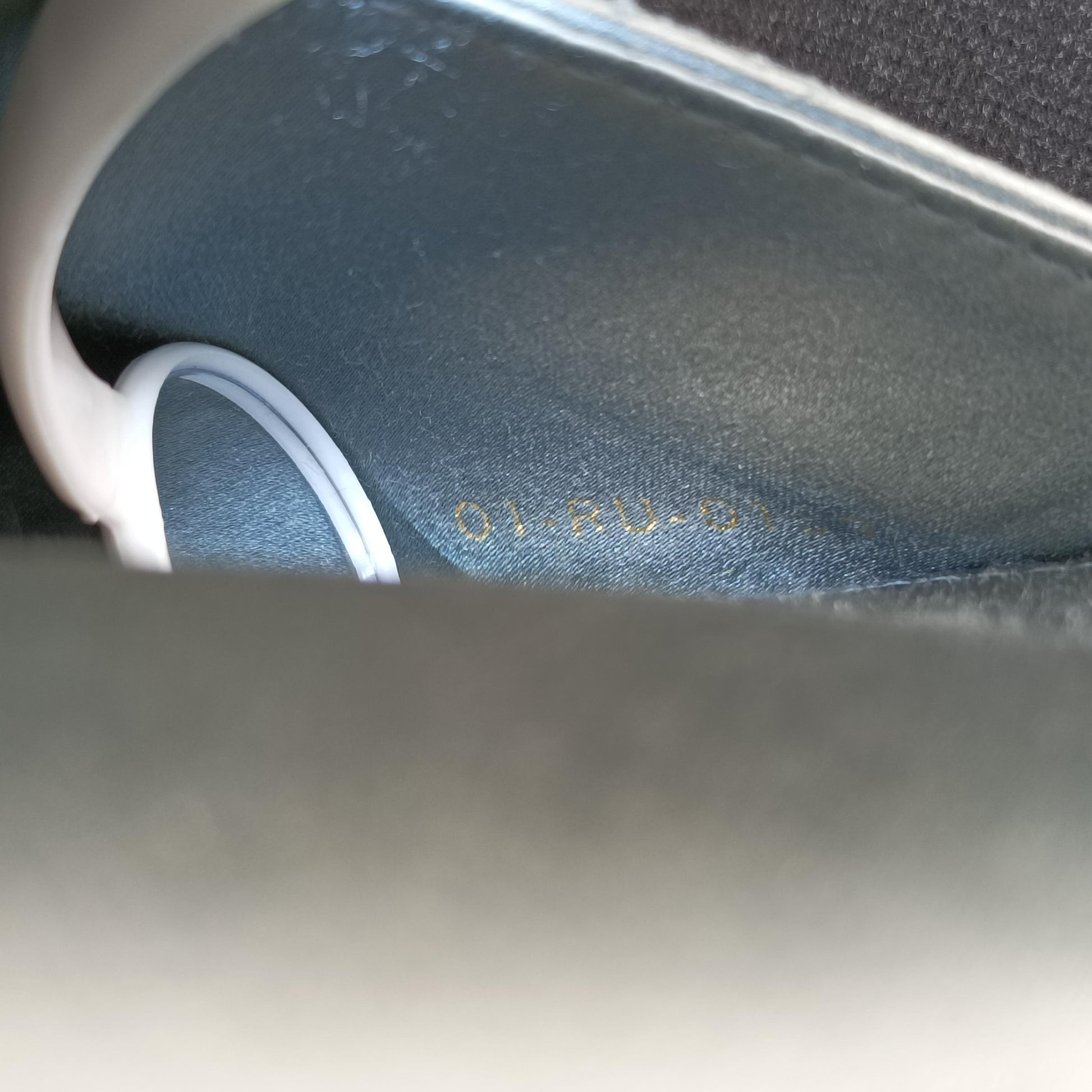 Saddle Grey silk 01-RU-0139サドル グレー シルク 01-RU-0139