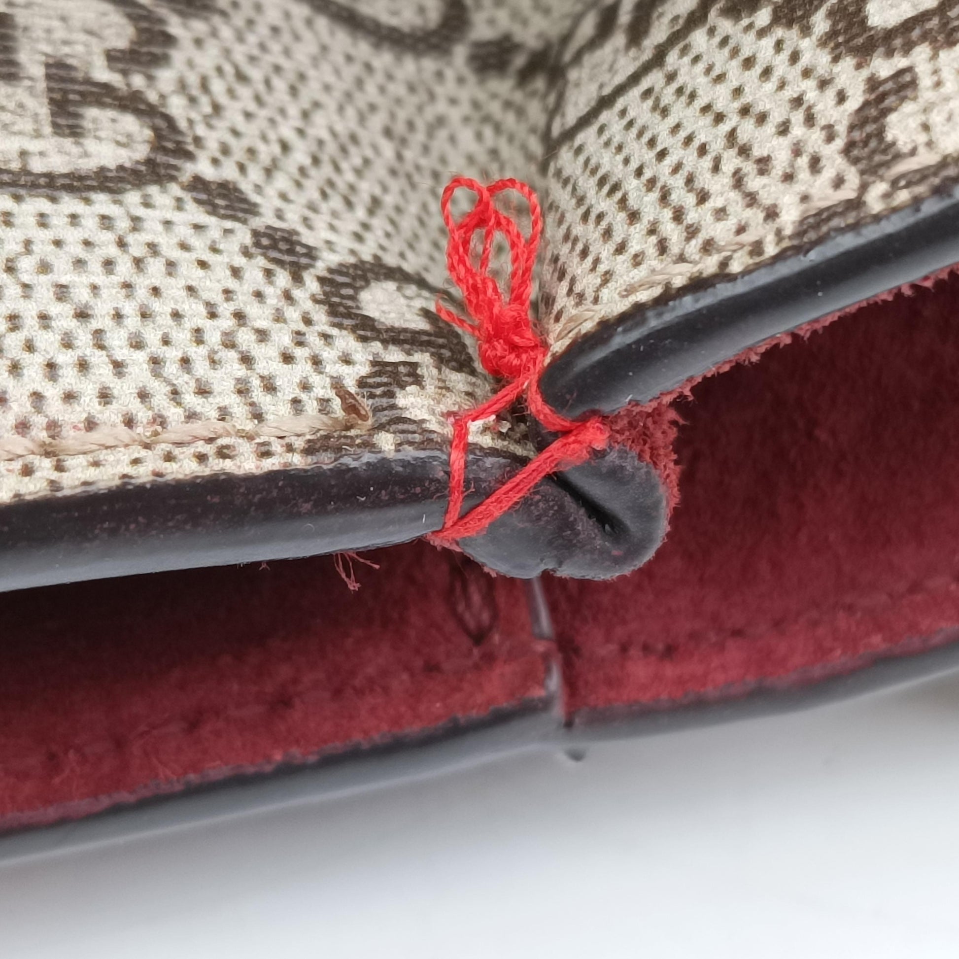 Dionysus beige×red×multicolor PVC coated canvas 421970 G025238917ディオニュソス ベージュ×レッド×マルチカラー PVCコーティングキャンバス 421970 G025238917