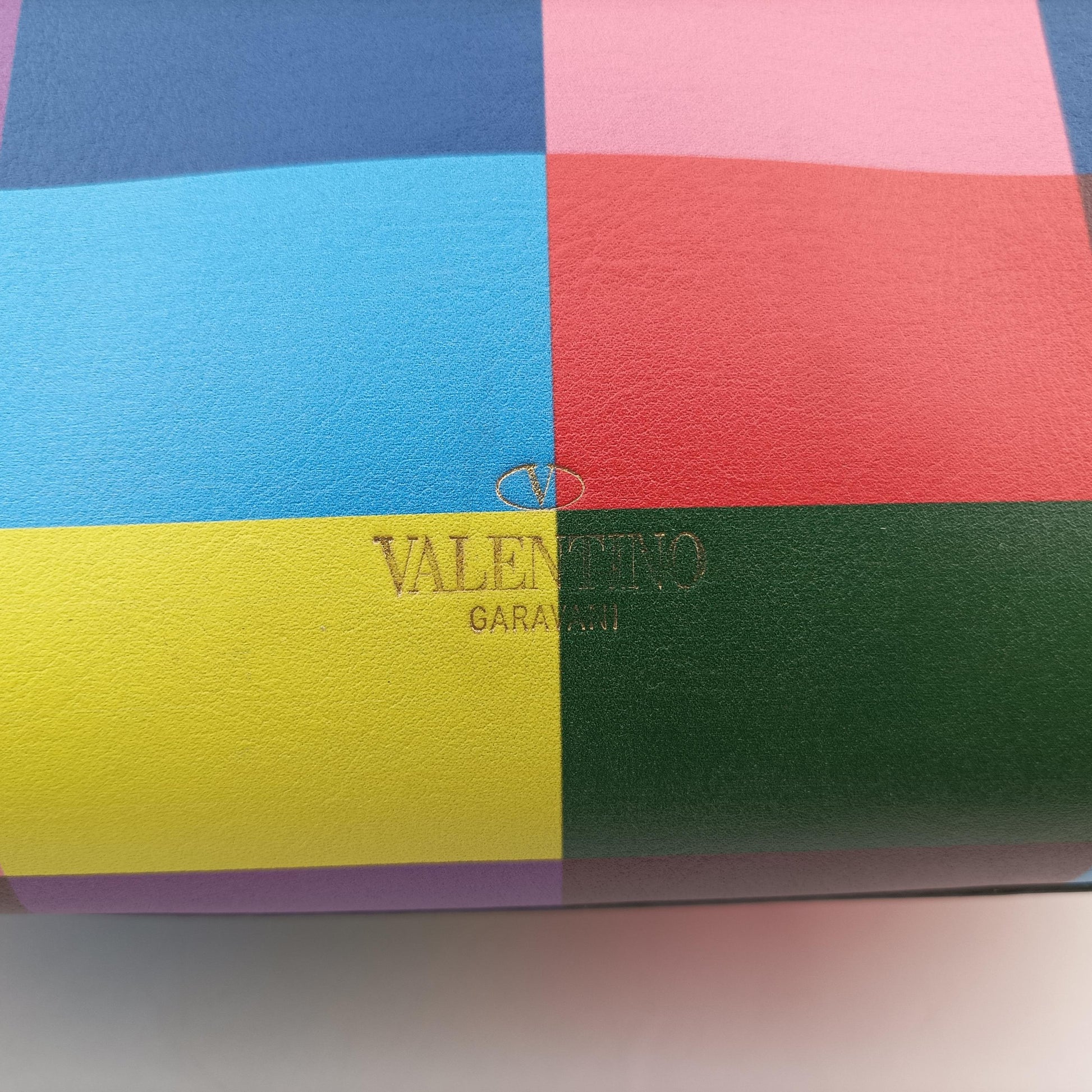 Rockstud Multicolour Leather BGI540PSE1ロックスタッズ マルチカラー レザー BGI540PSE1