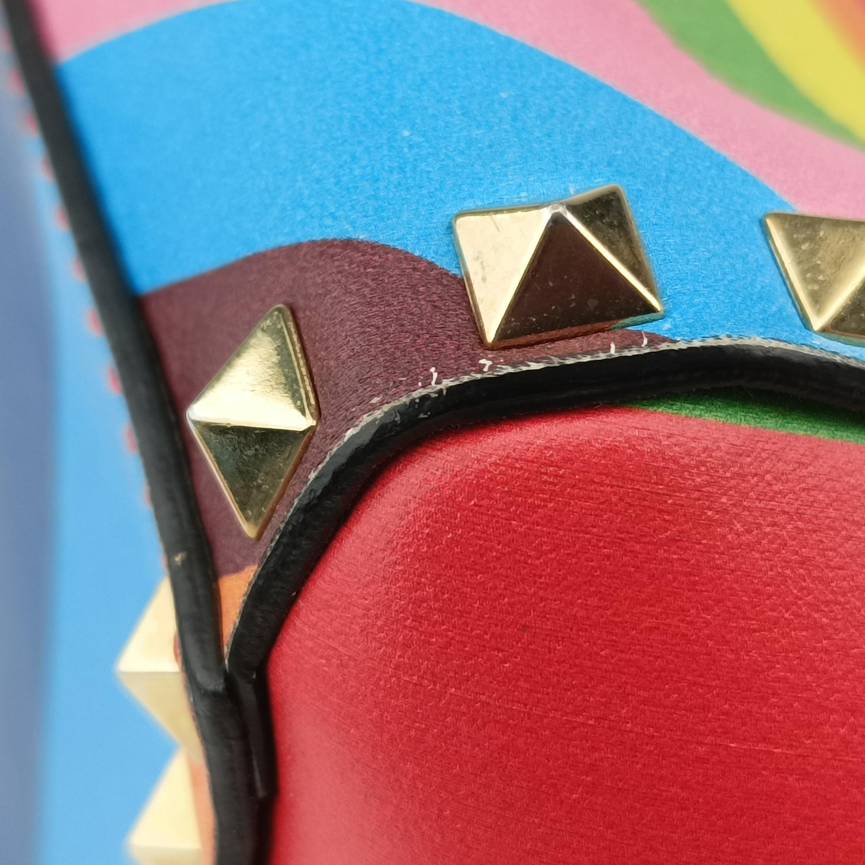 Rockstud Multicolour Leather BGI540PSE1ロックスタッズ マルチカラー レザー BGI540PSE1