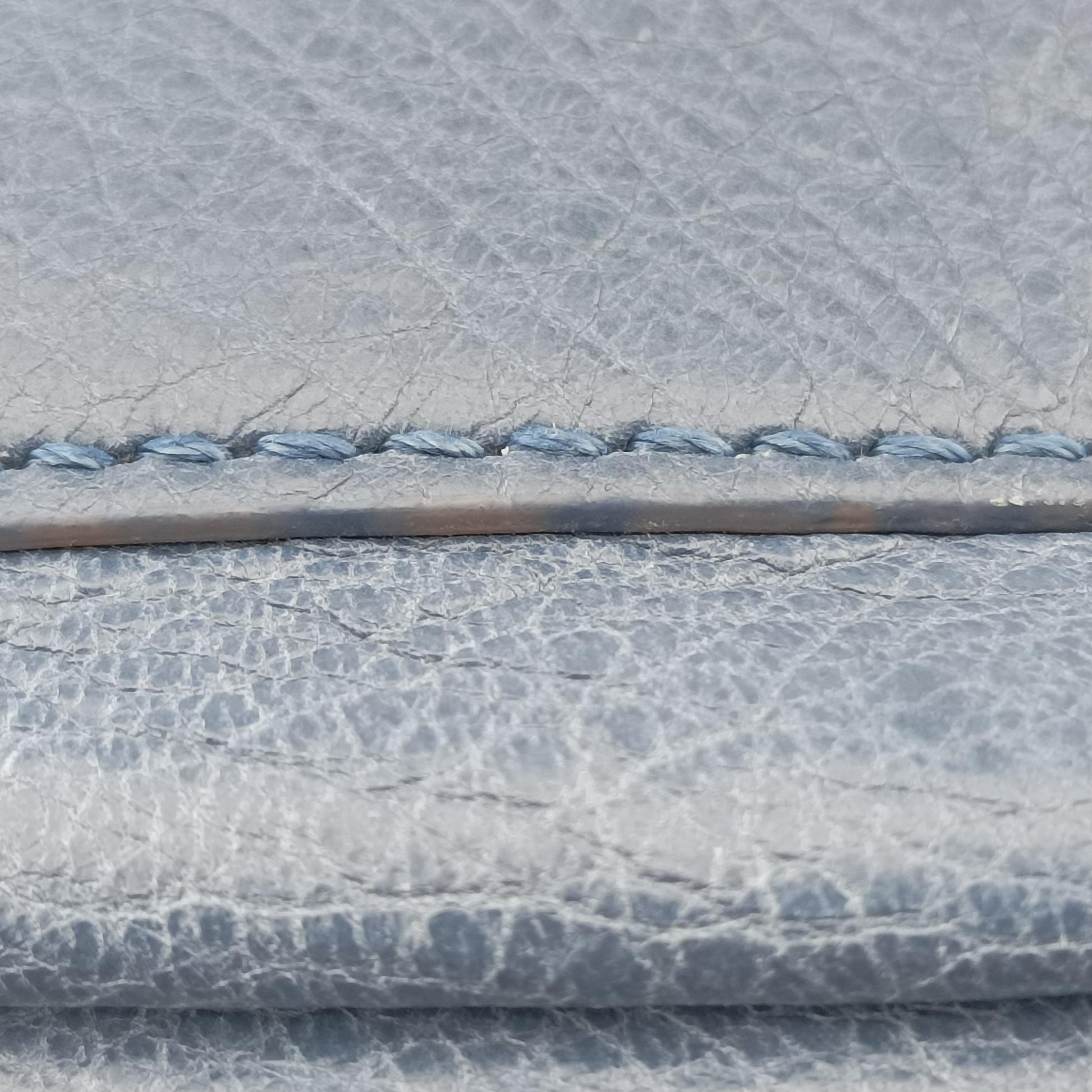 Classic Zip Traveller Blue lambskin 347922.4230.G.002123クラシック　ジップ　トラベラー ブルー ラムスキン 347922.4230.G.002123