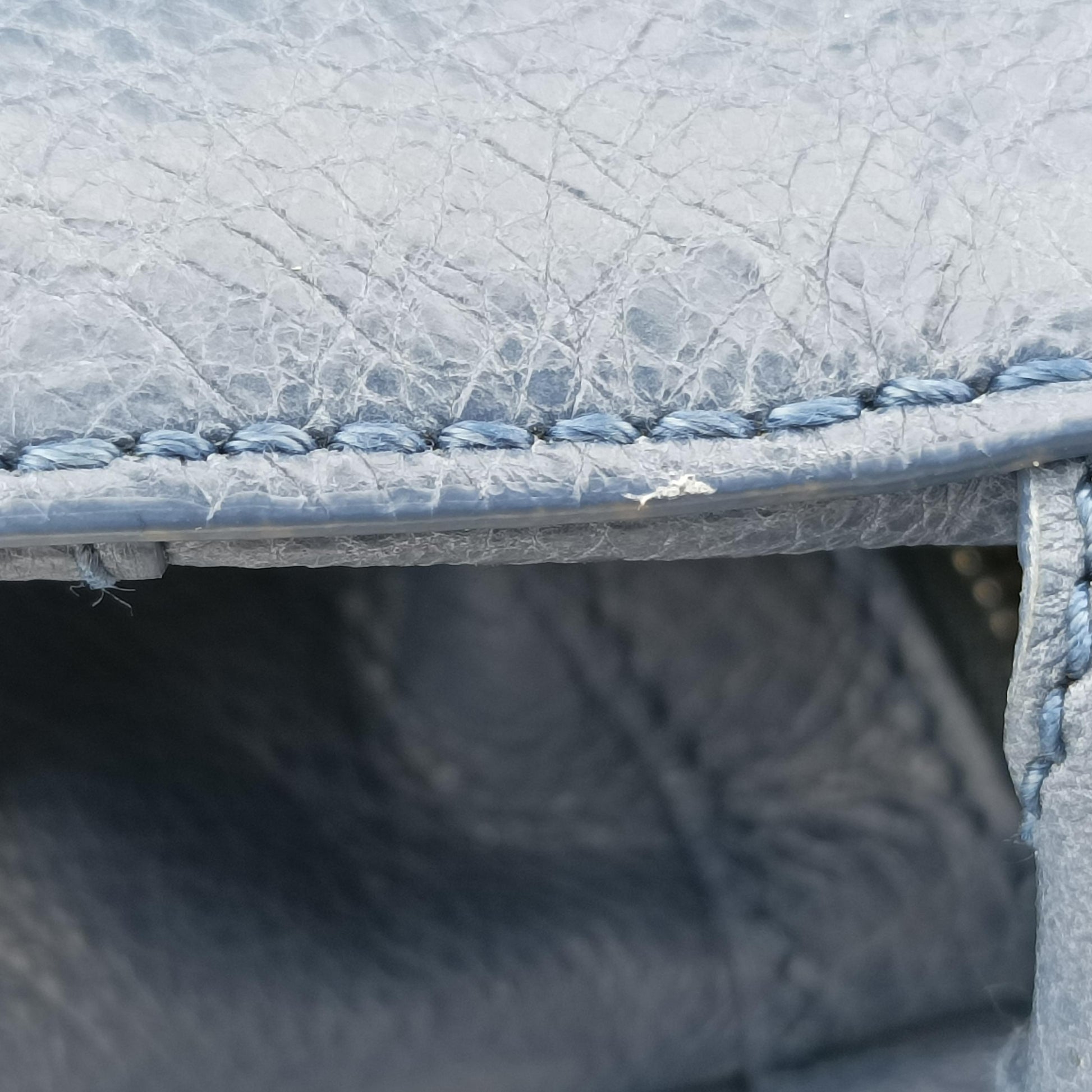 Classic Zip Traveller Blue lambskin 347922.4230.G.002123クラシック　ジップ　トラベラー ブルー ラムスキン 347922.4230.G.002123